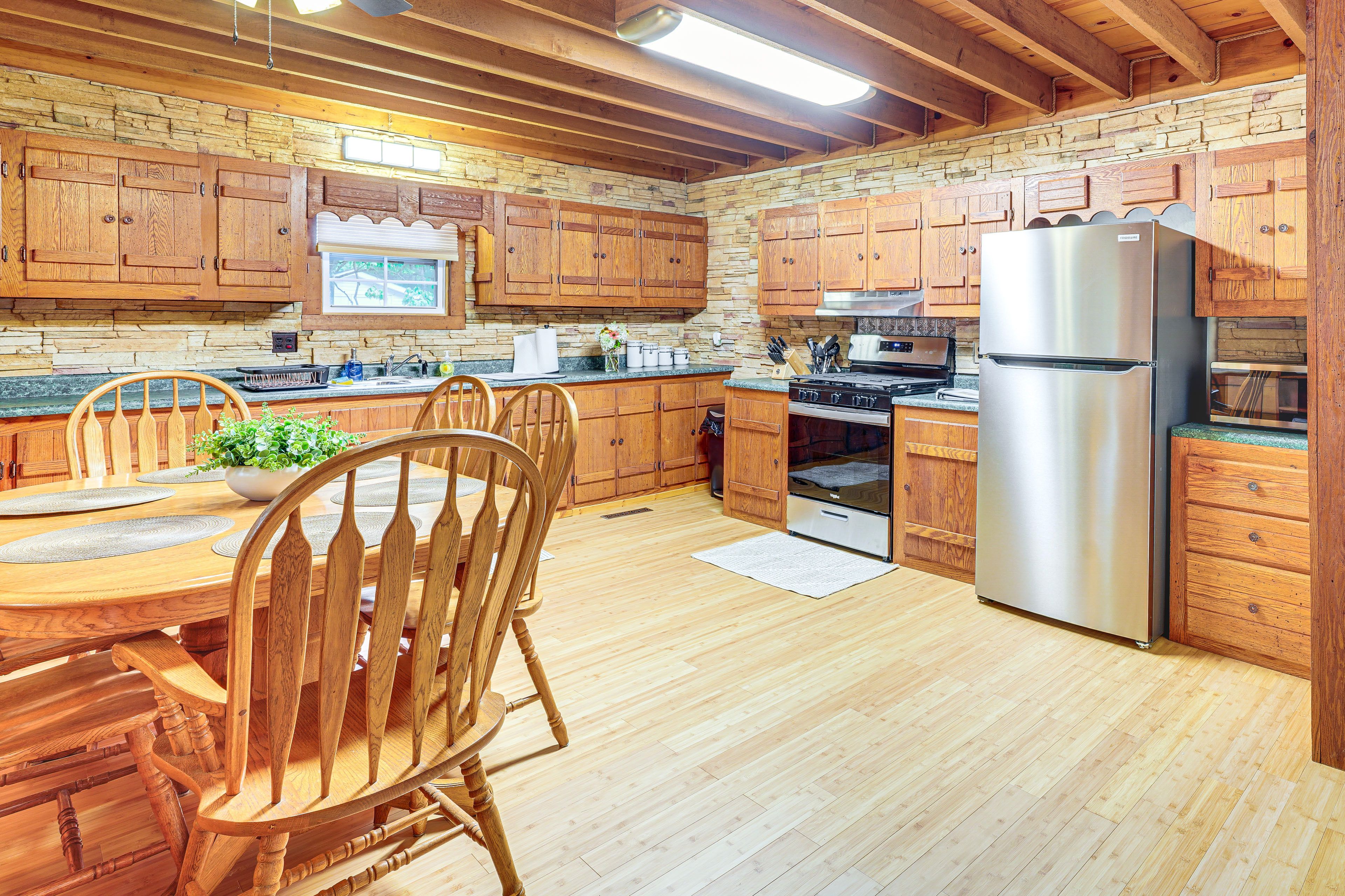 Kitchen | Cooking Basics | Combo Drip/Pod Coffee Maker | 1st Floor