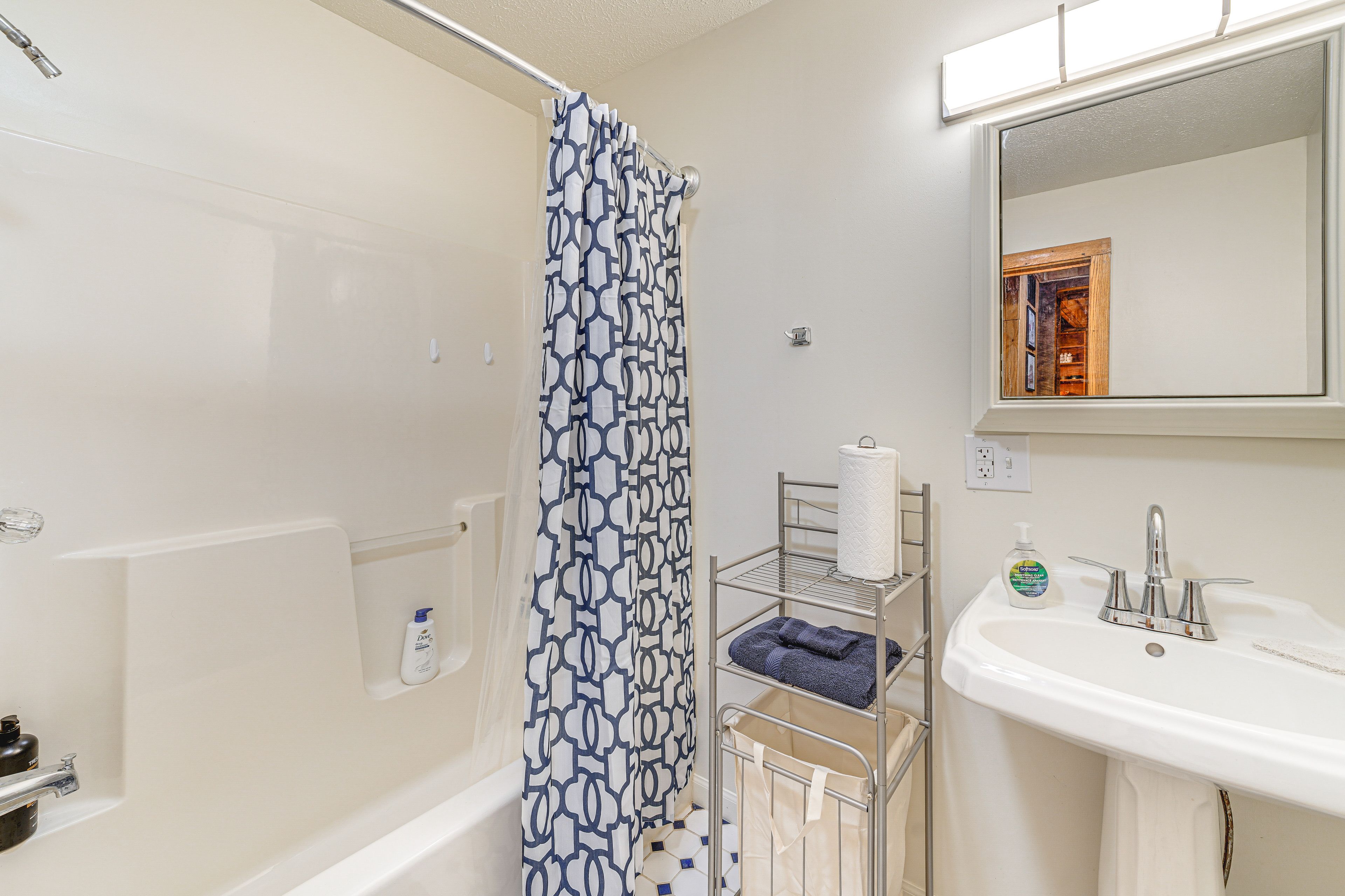 Bathroom | Towels Provided | 1st Floor