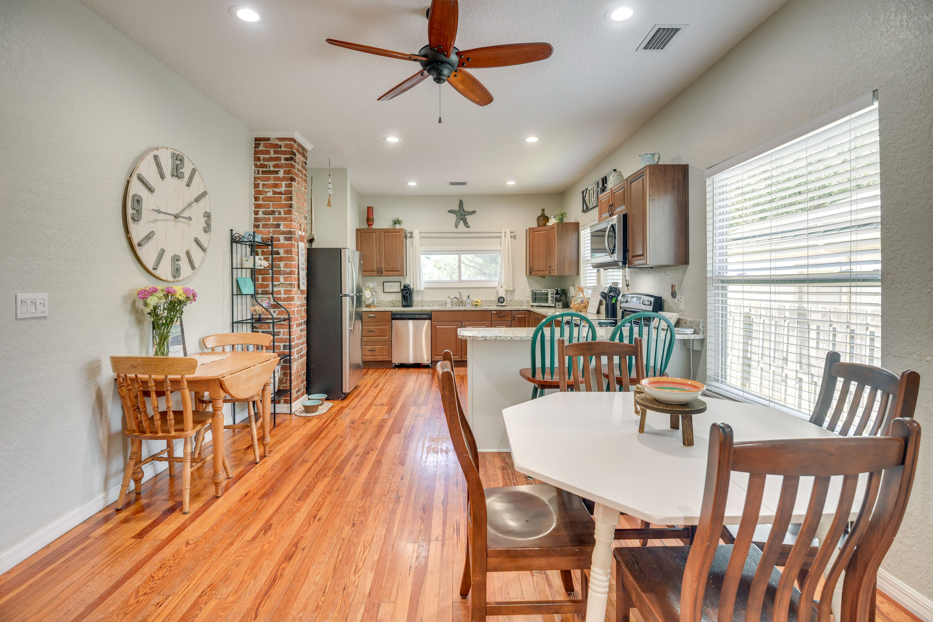 Dining Area | 1st Floor