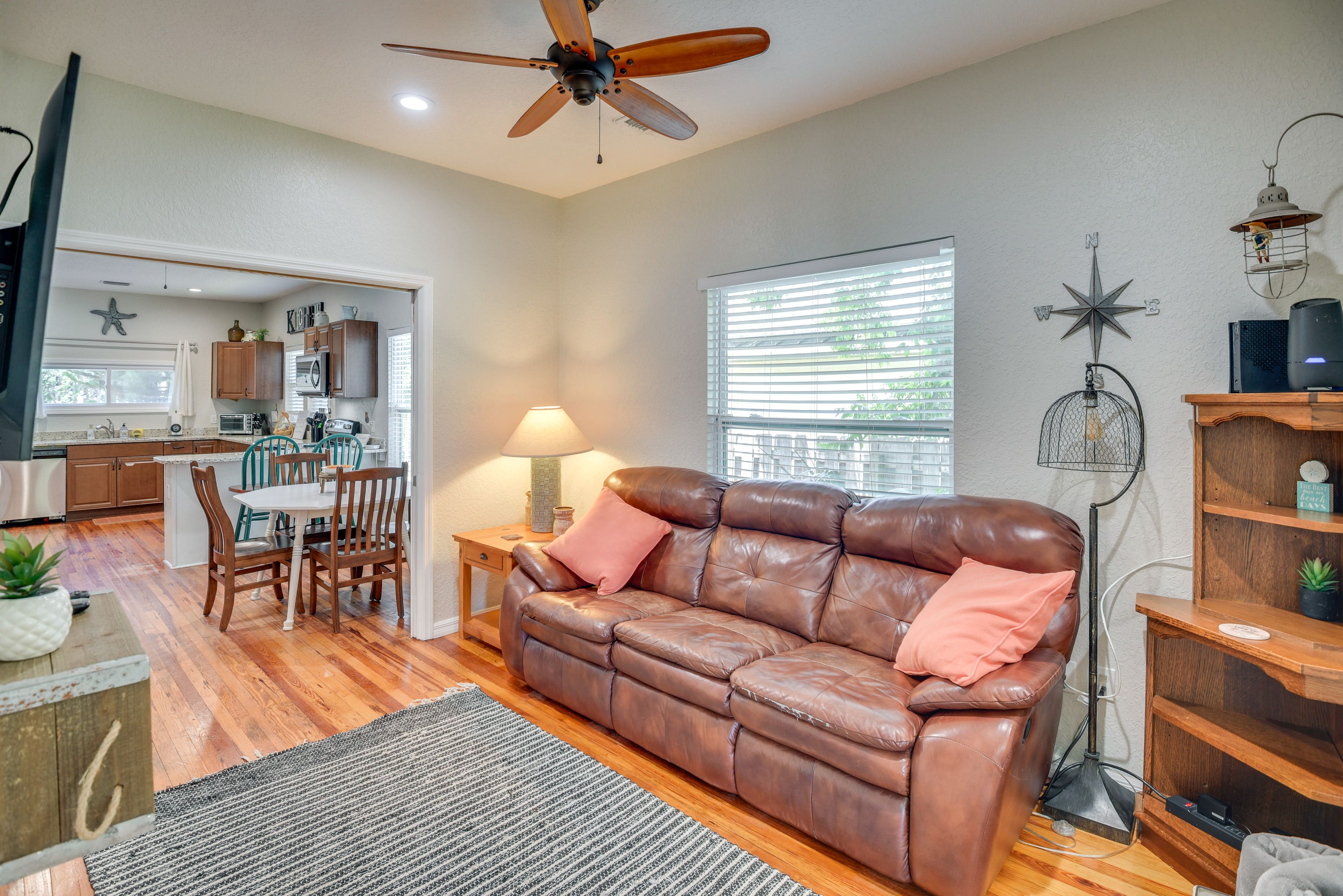 Living Room | Smart TV | Central A/C | 1st Floor