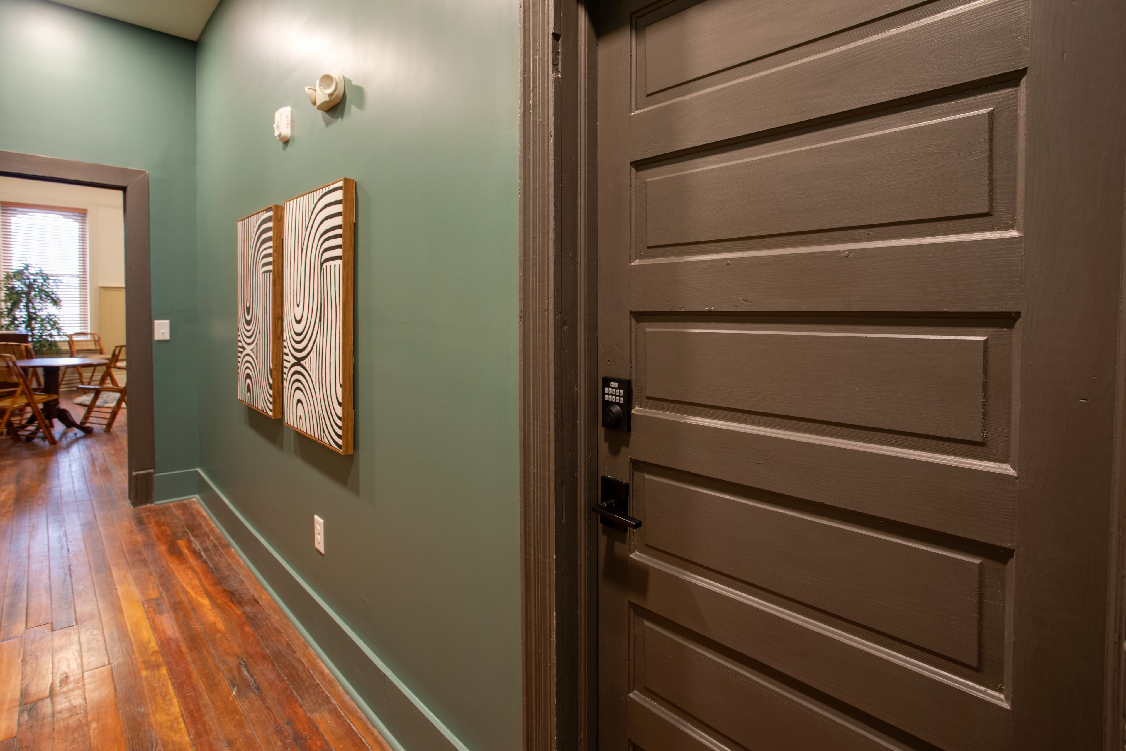 Unit Exterior | 3rd Floor