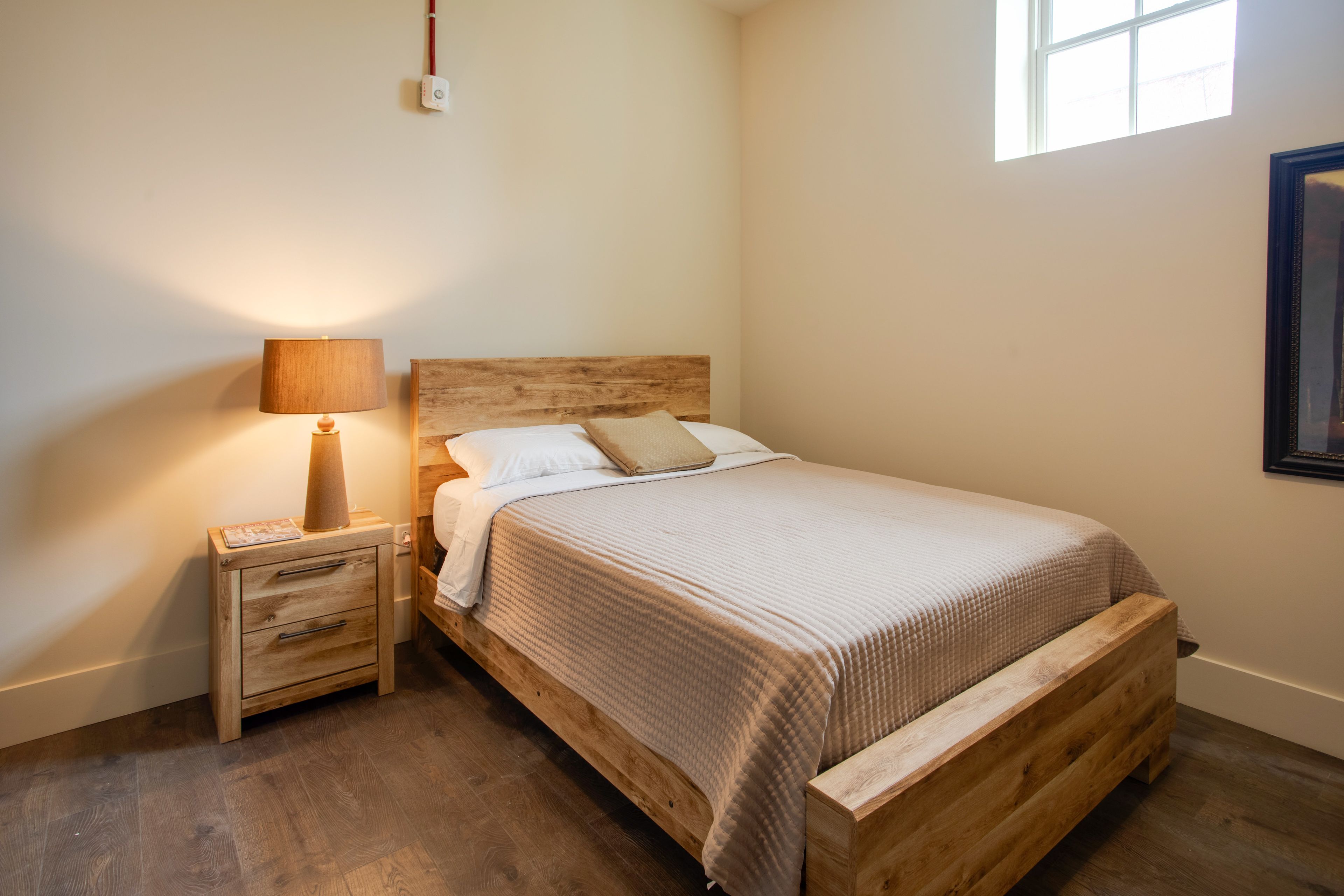 Bedroom 2 | Queen Bed