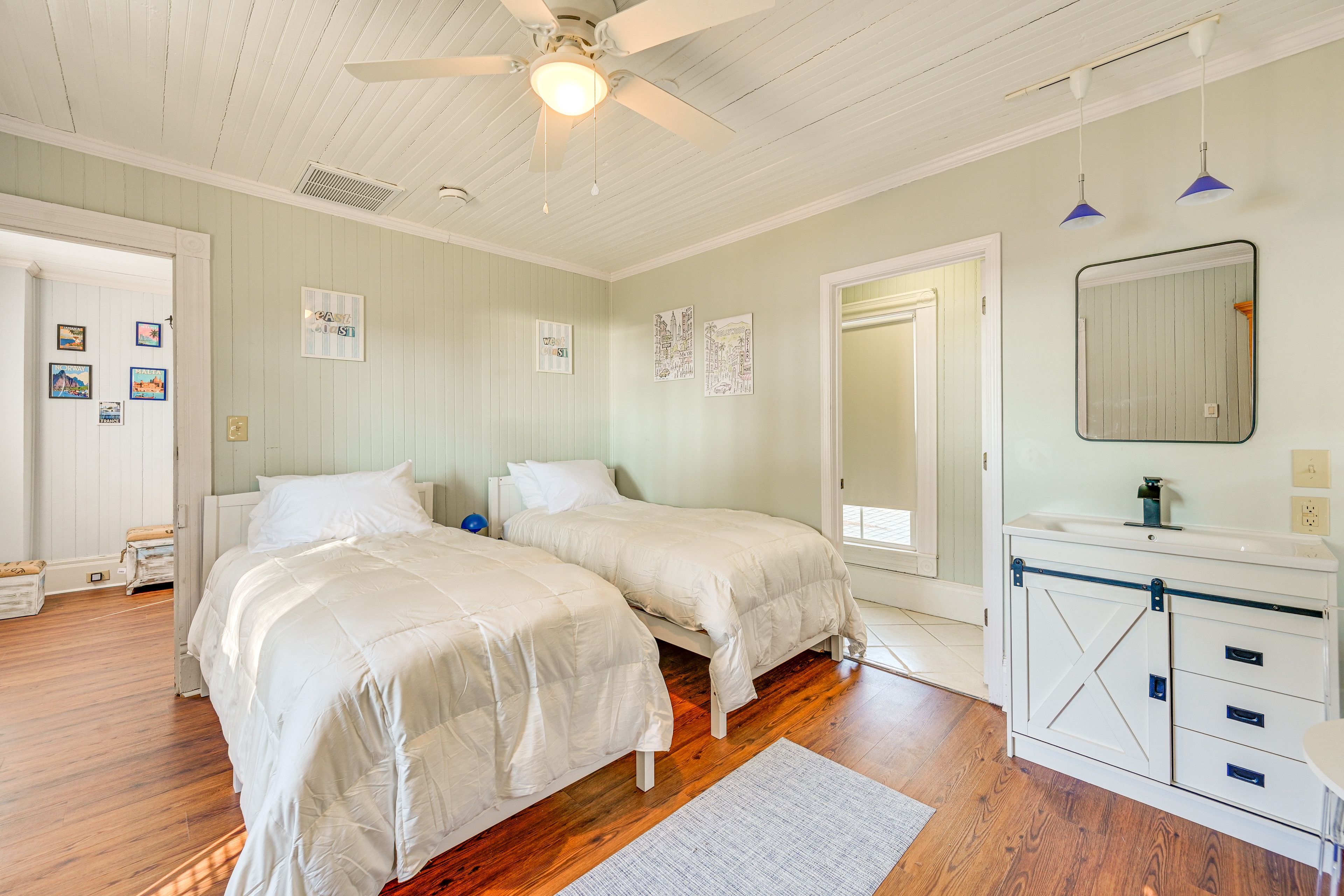 Bedroom 5 | Upper Level | 2 Twin Beds