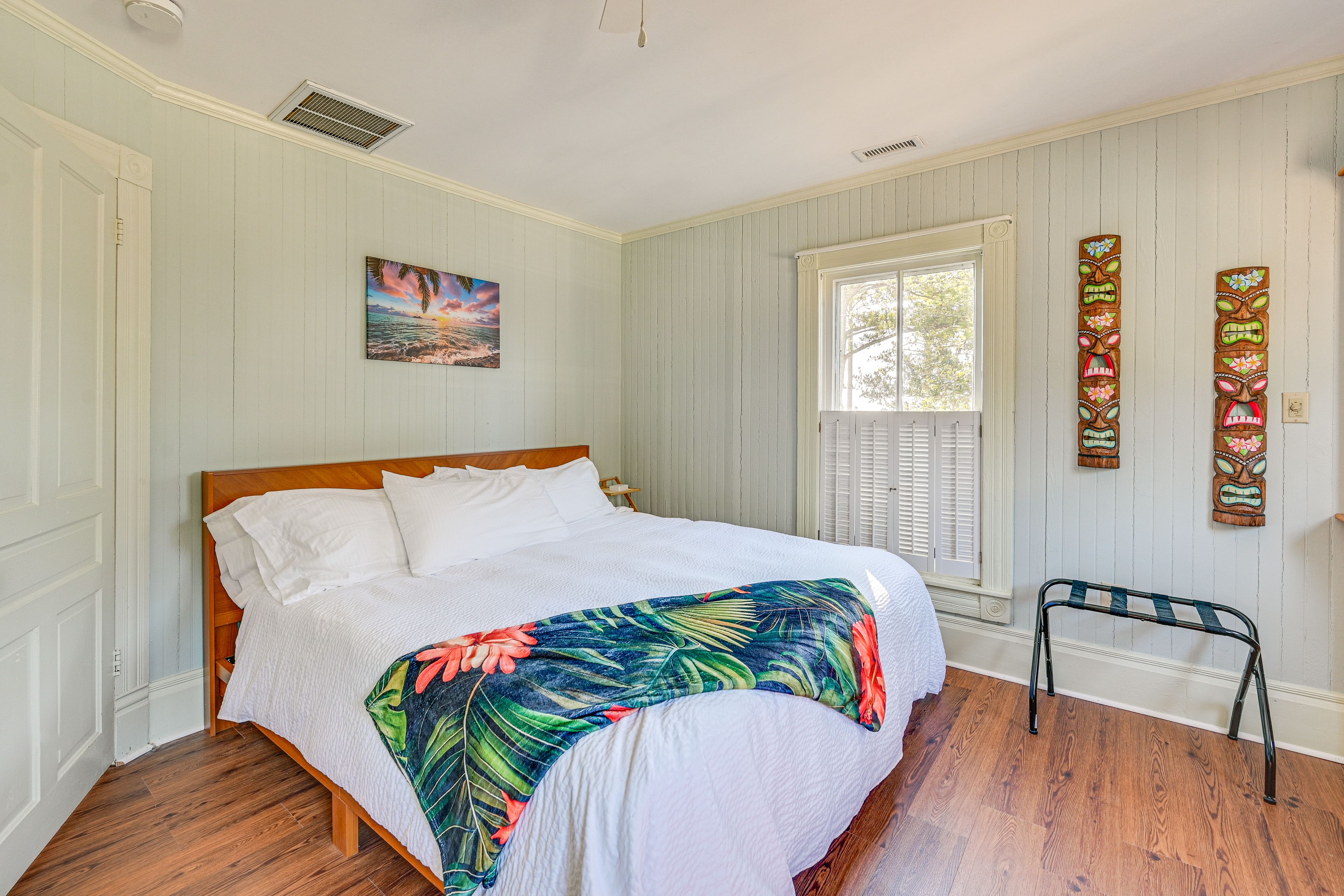 Bedroom 1 | Upper Level | King Bed