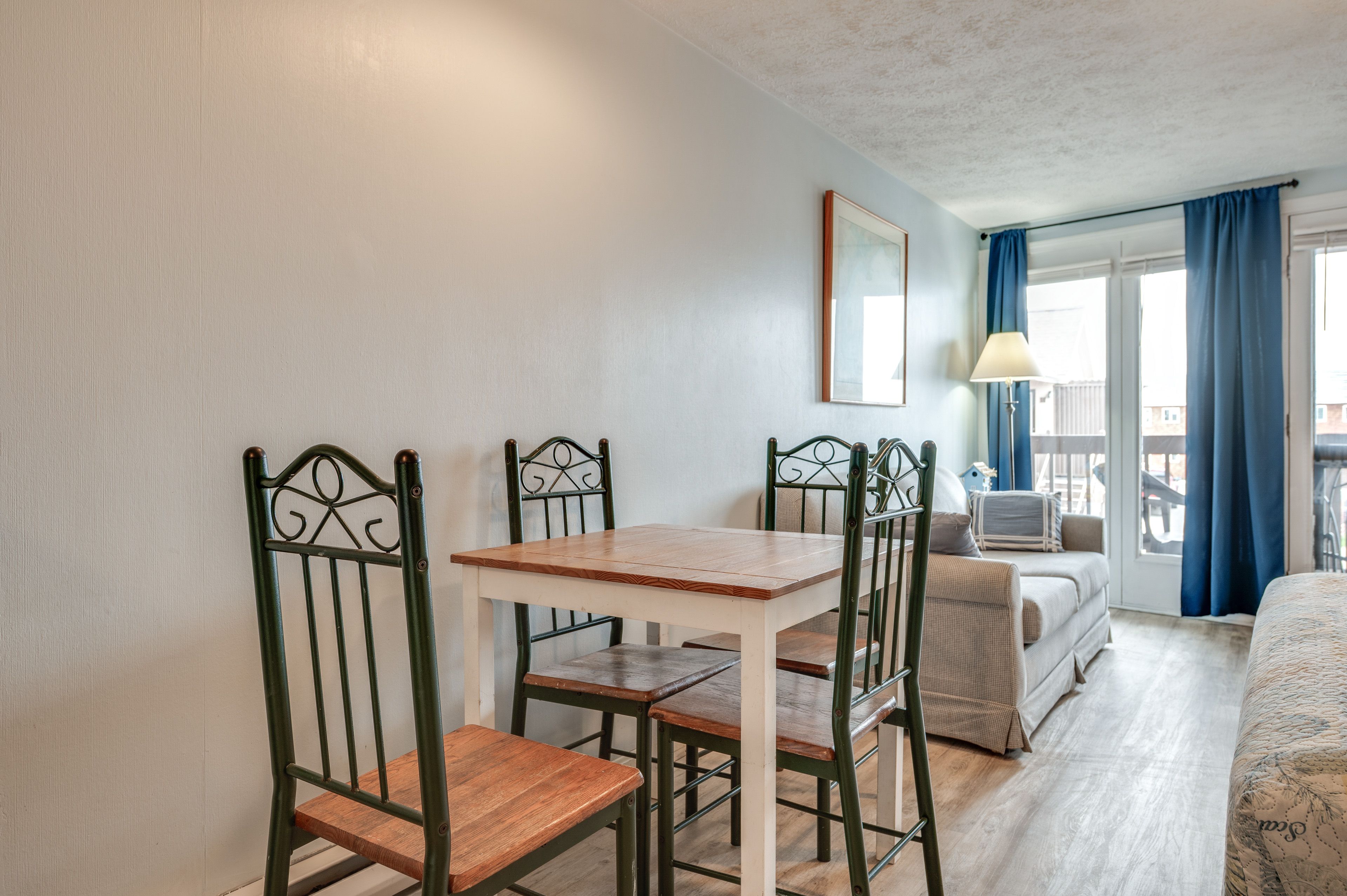 Studio Interior | Free WiFi | Window A/C Unit | Queen Bed