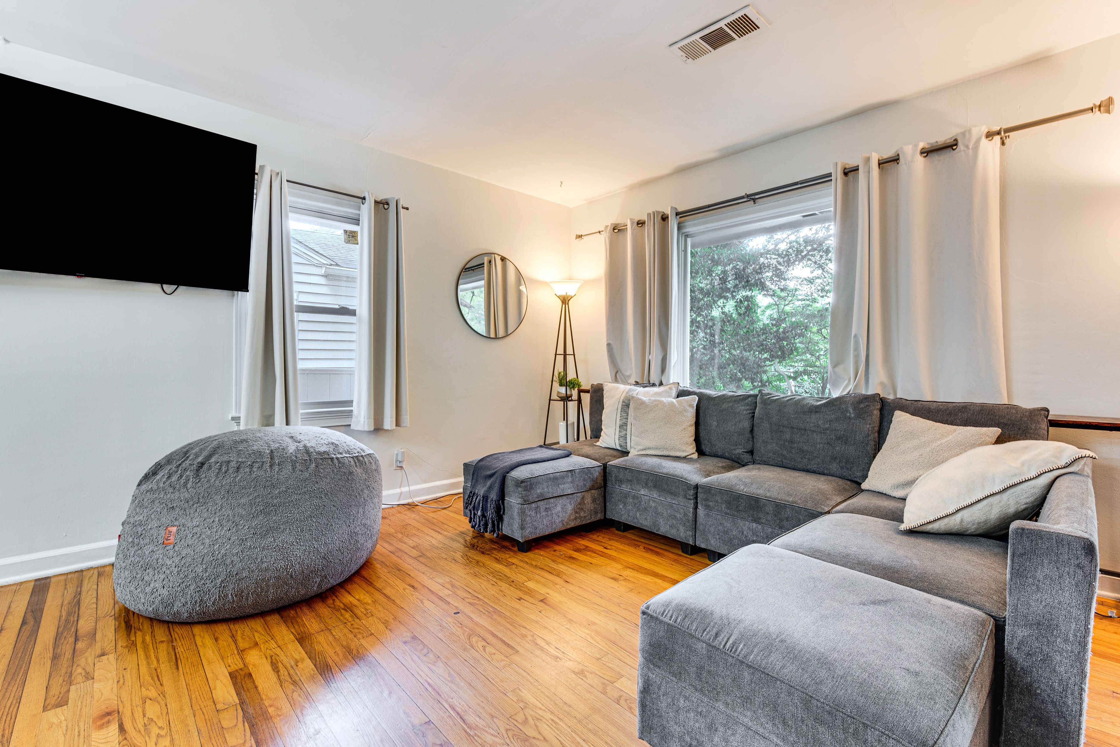 Atlanta Vacation Rental | 2BR | 2BA | Stairs Required | 1,200 Sq Ft