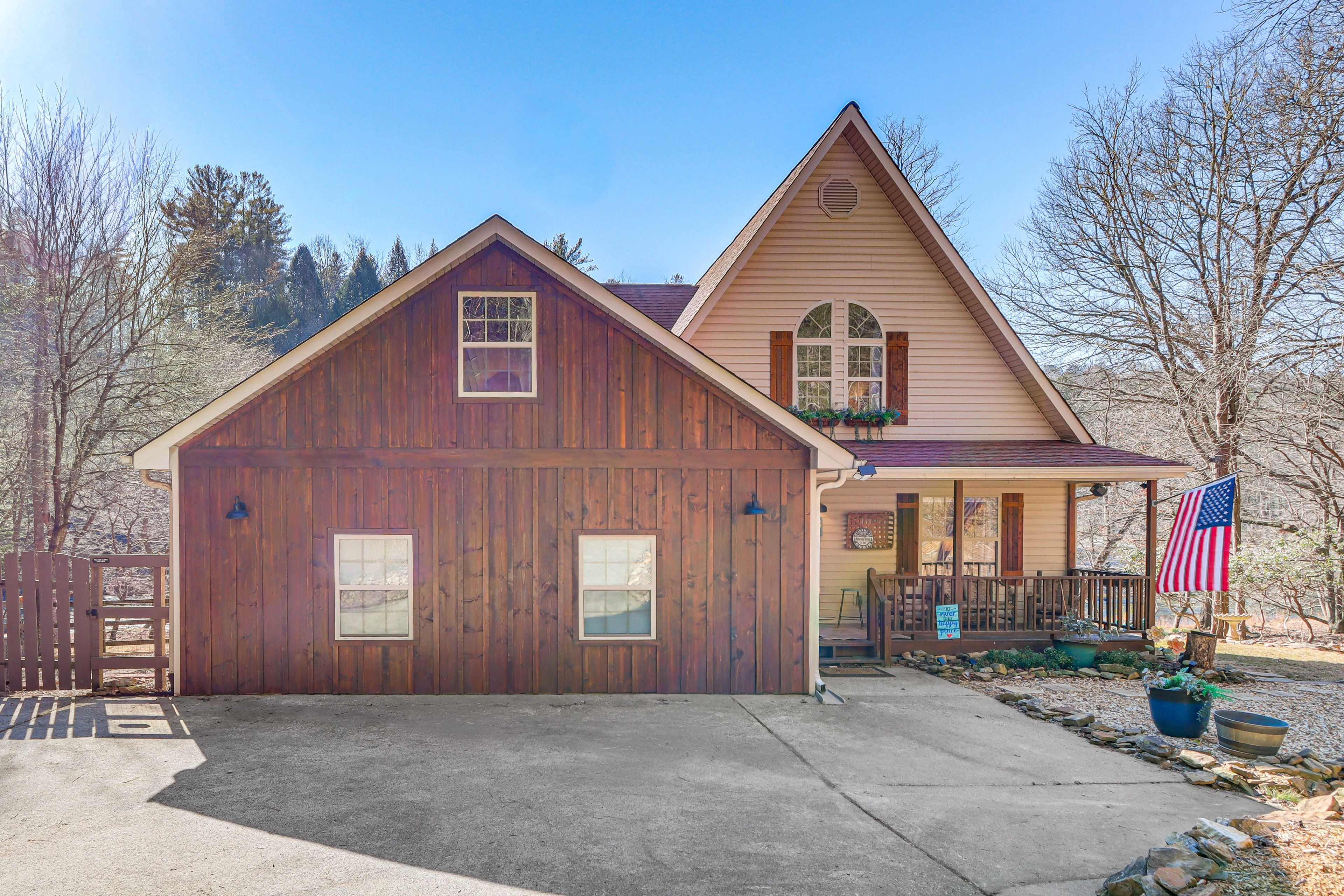 Exterior | Driveway (3 Vehicles) | RV/Trailer/Boat Parking Allowed