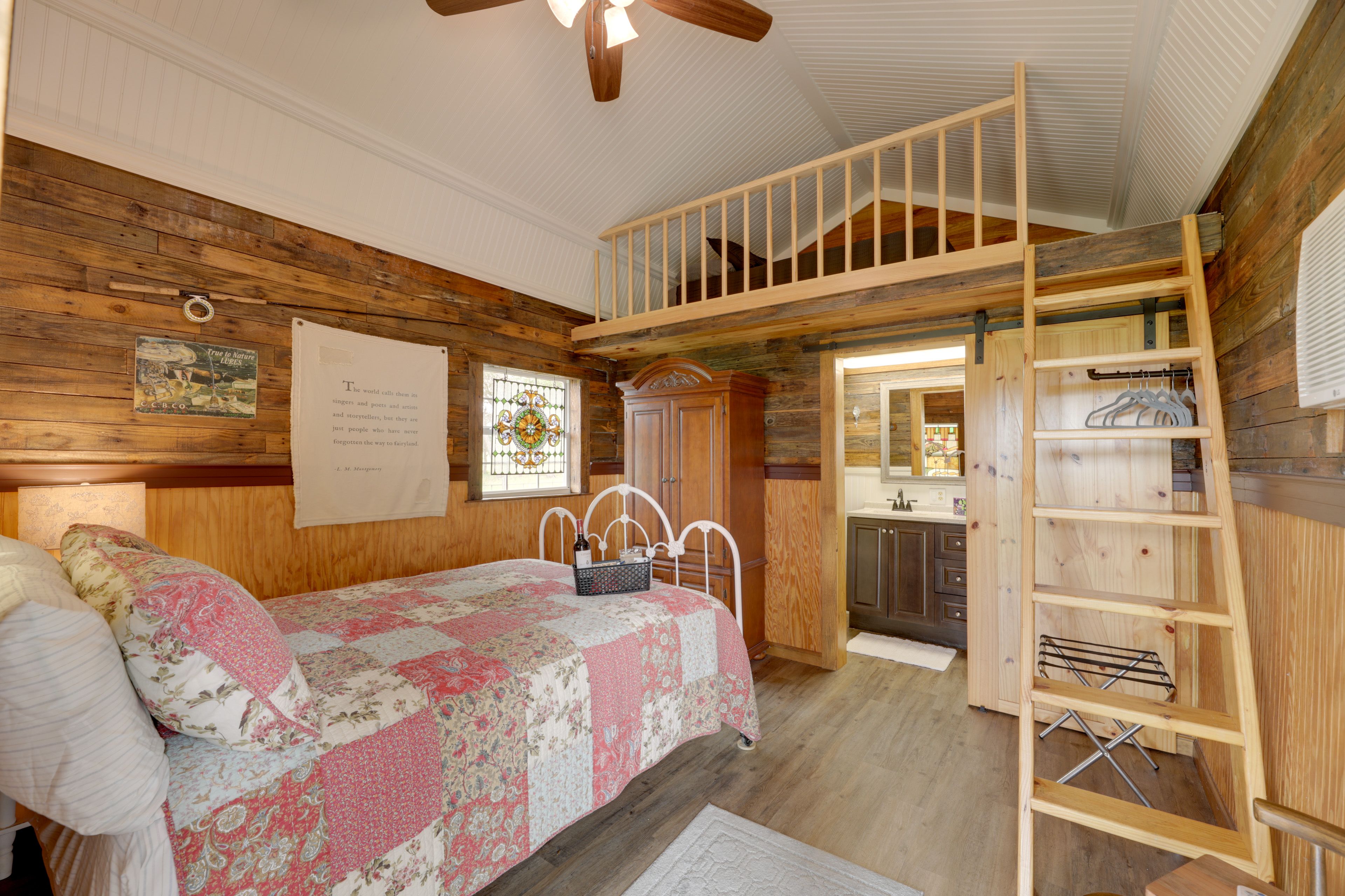 Full Bed | 1st Level