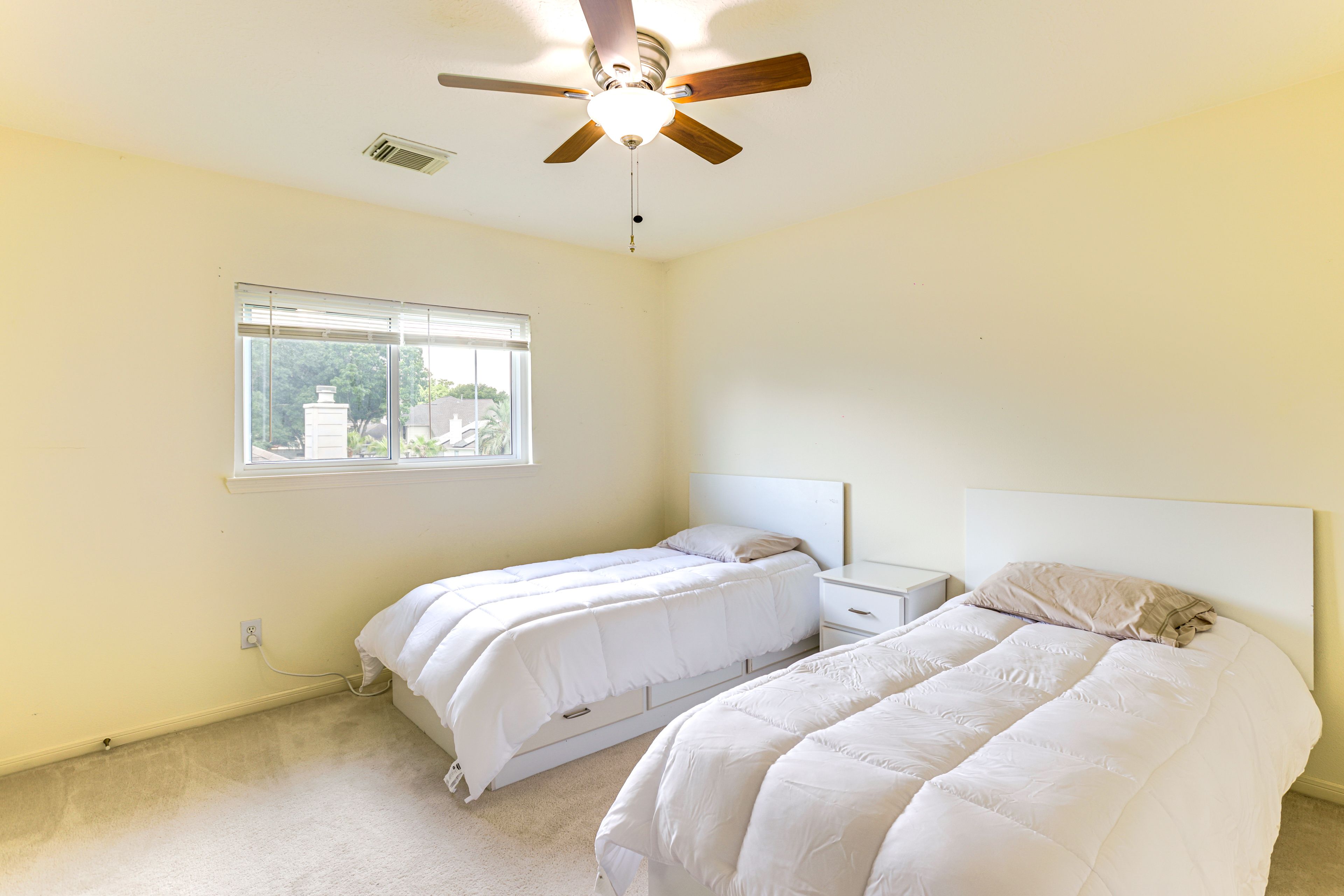 Bedroom 3 | 2 Twin Beds | 2nd Floor
