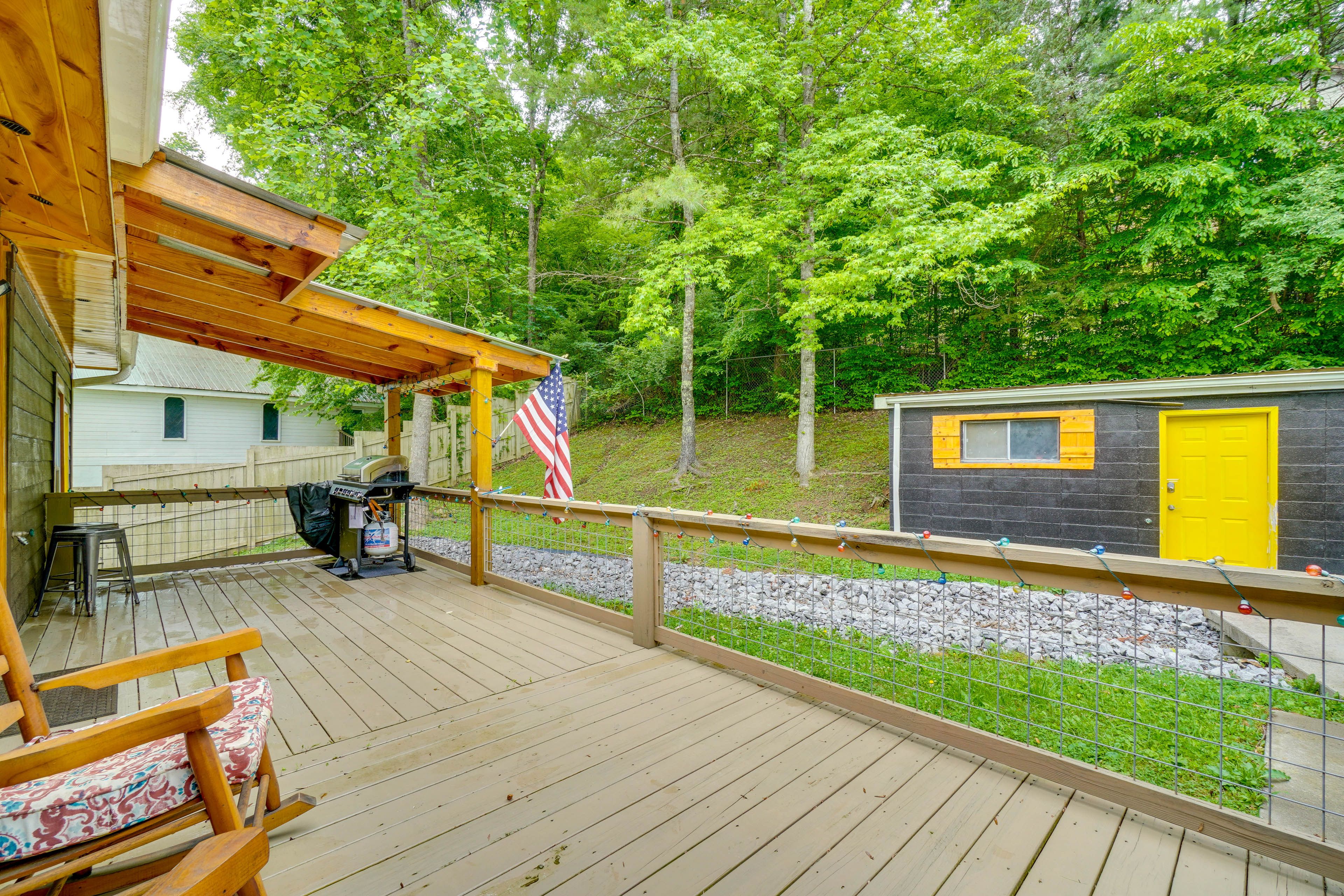 Private Deck