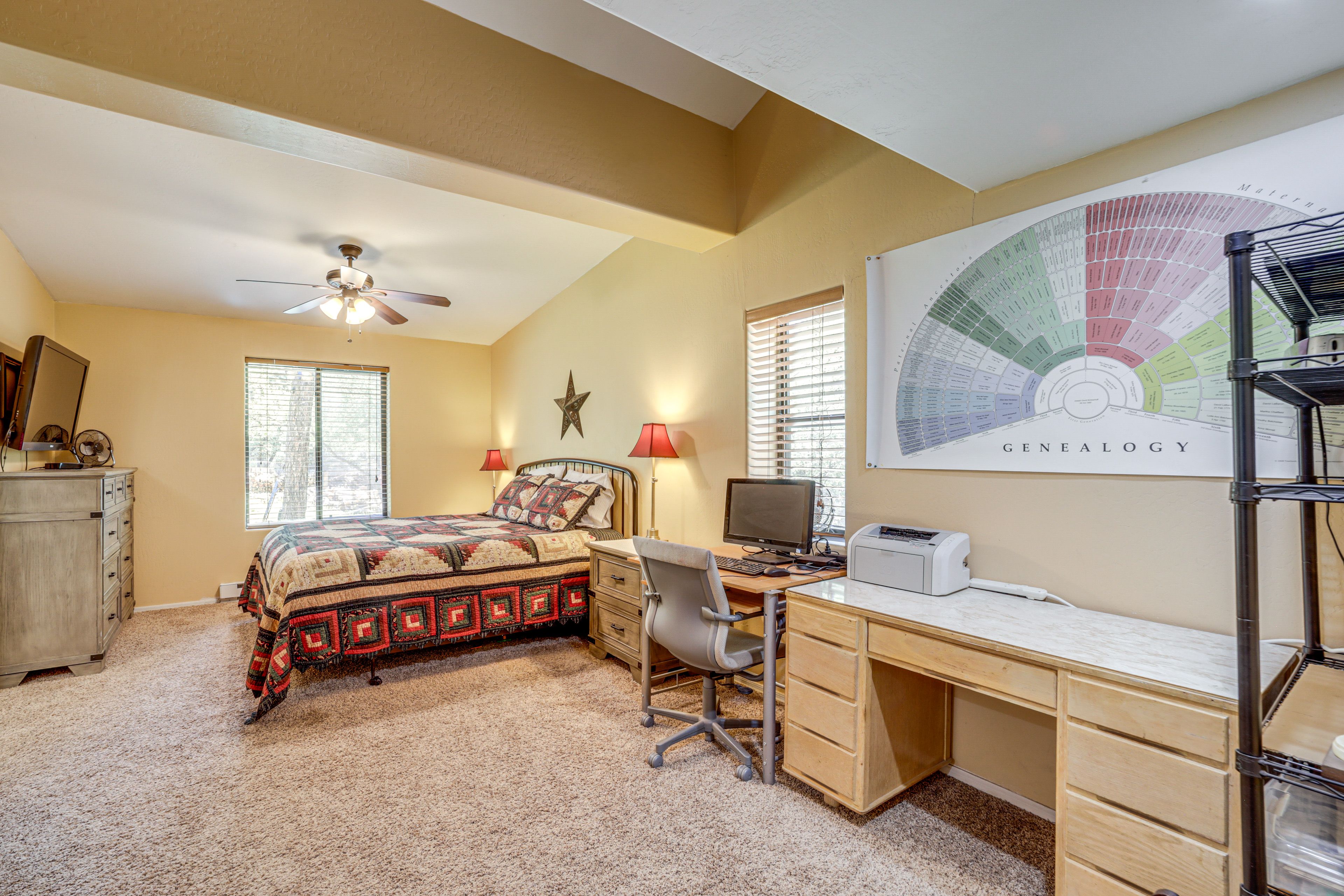 Bedroom 1 | 1st Floor | Queen Bed | Linens Provided