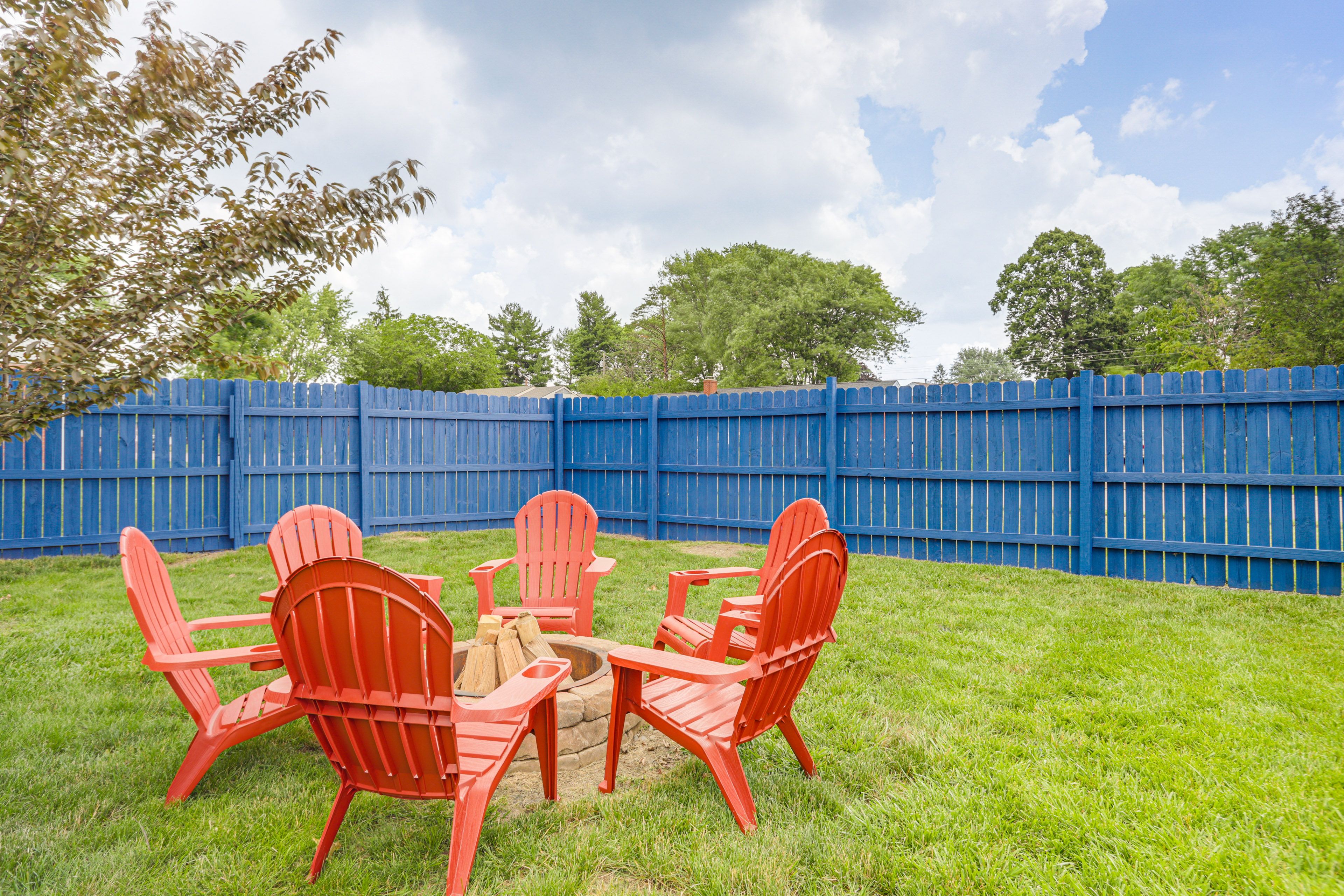 Fenced-In Yard | Fire Pit
