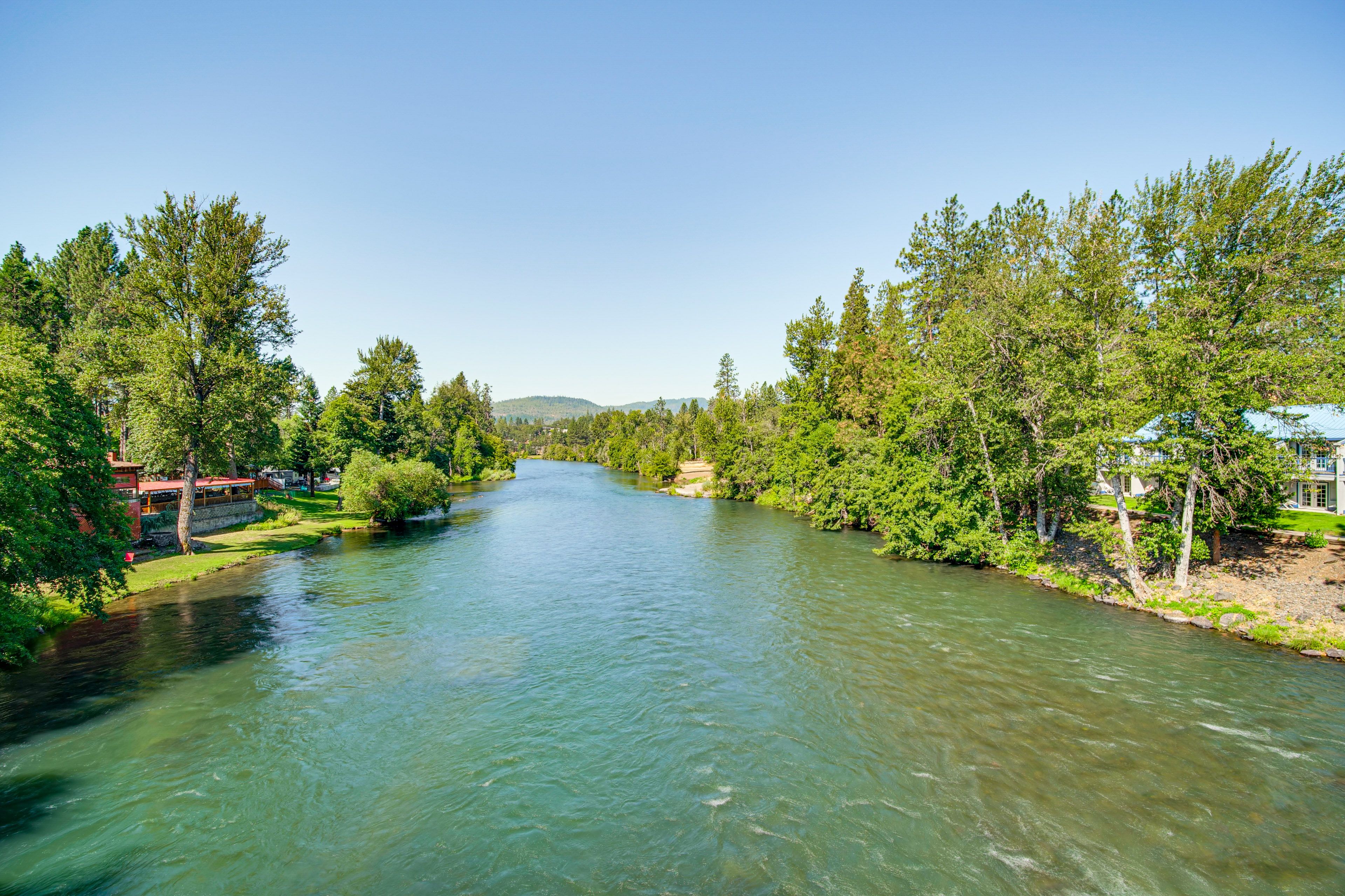 Walk to Cricket Creek & Rogue River