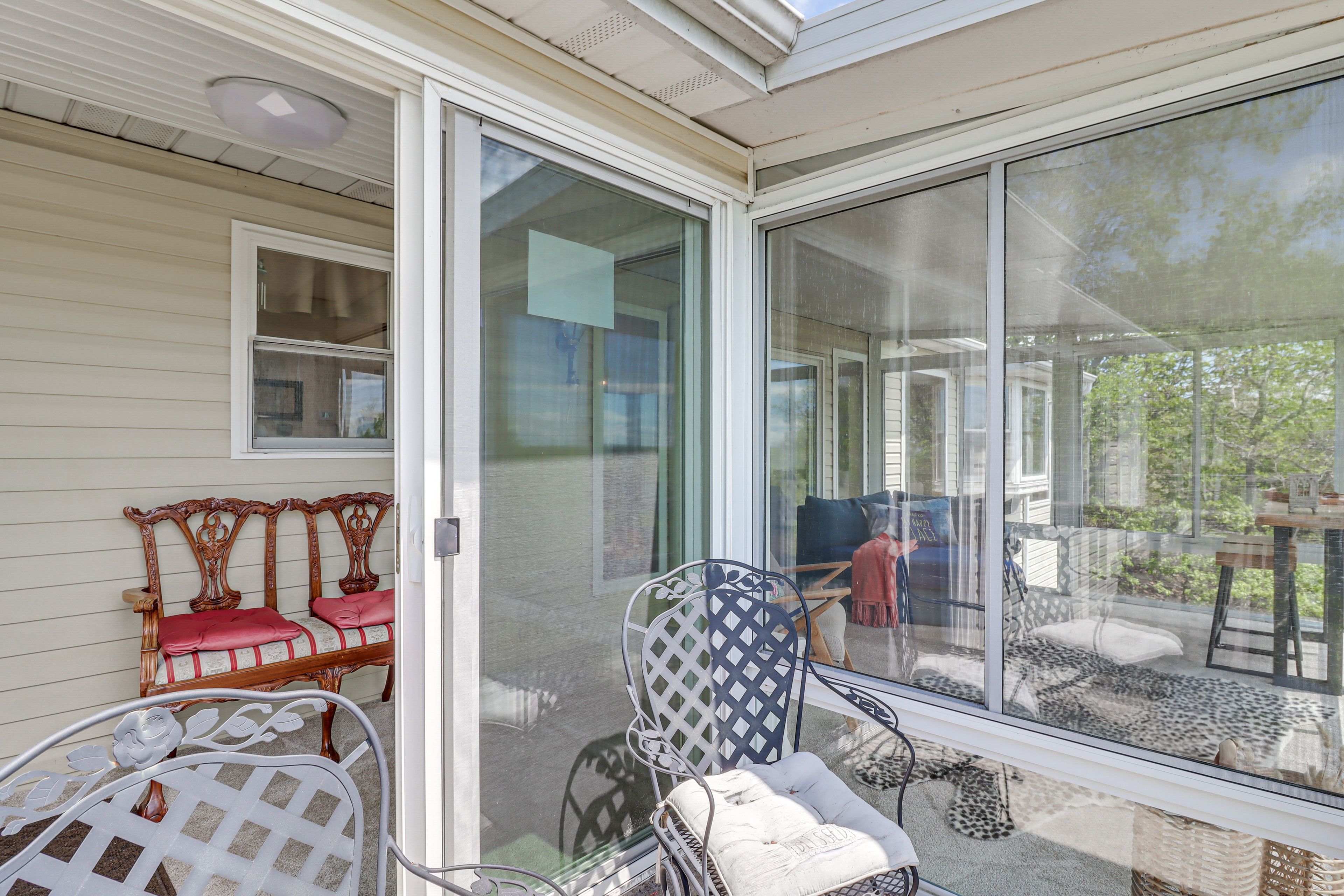 Deck | Upper Level