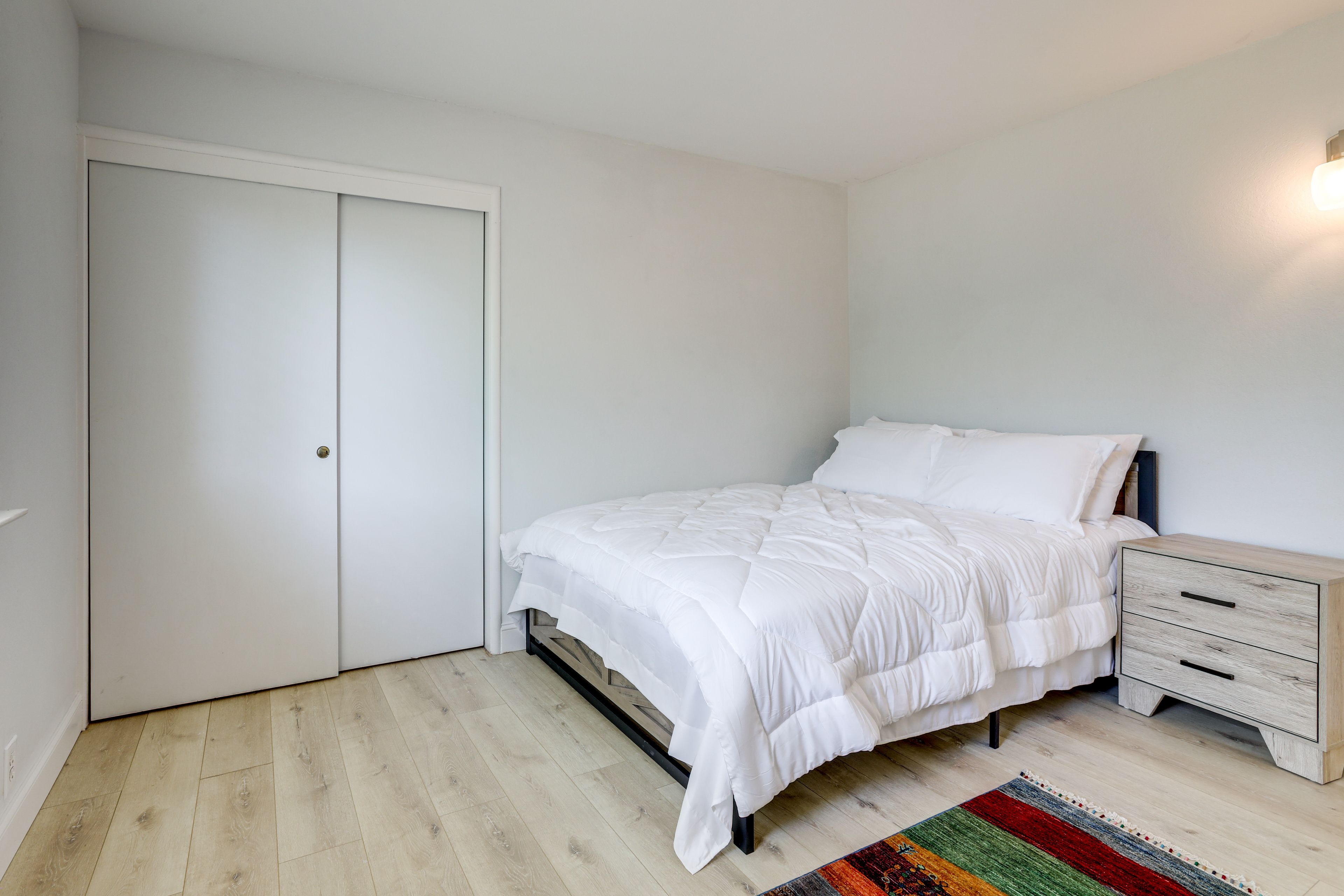 Bedroom 2 | Queen Bed