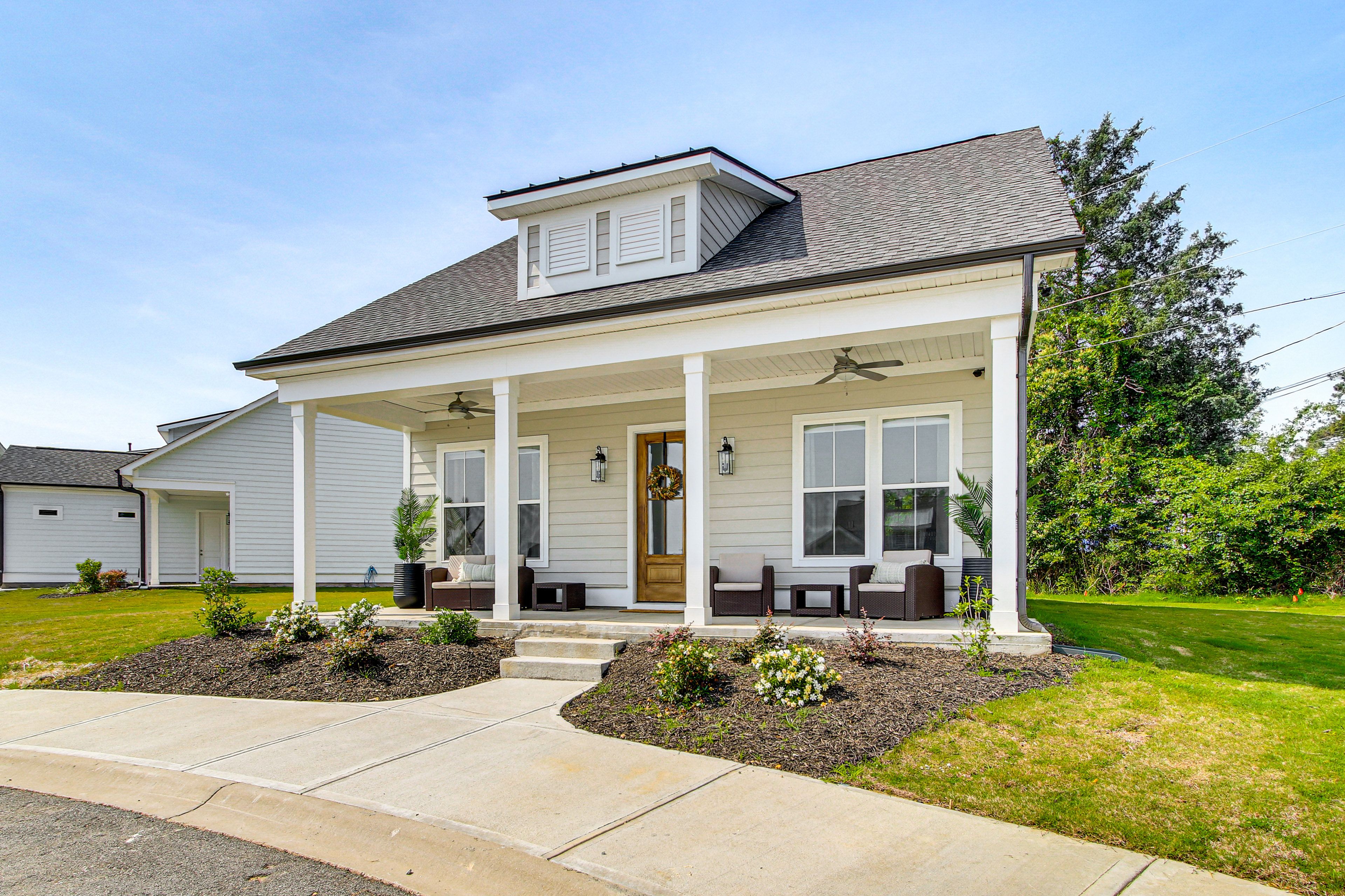 Exterior | Street Parking (2 Vehicles) | Boat Trailer Parking (Walking Distance)