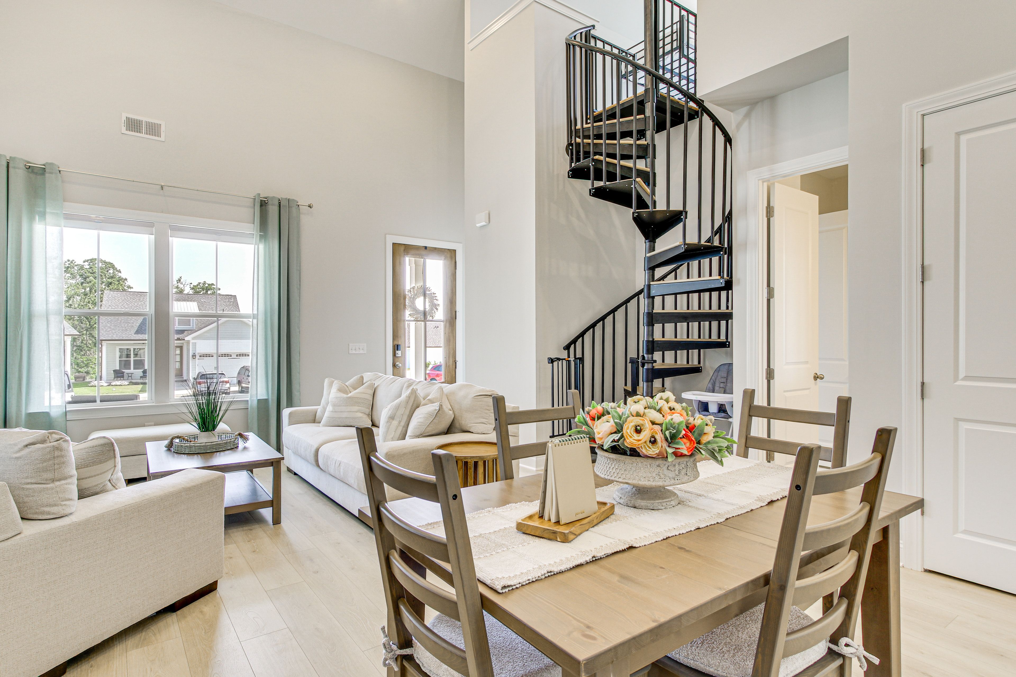 Dining Area | Main Level | High Chair