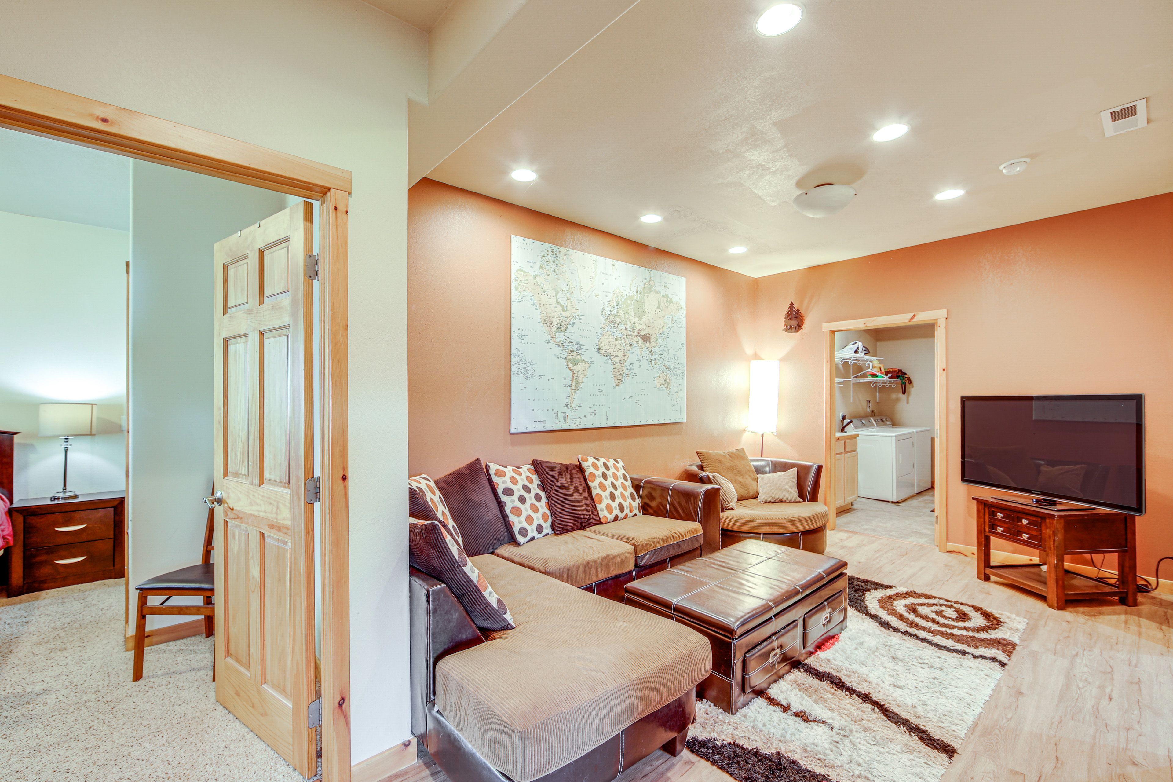 Bonus Living Room | 1st Floor