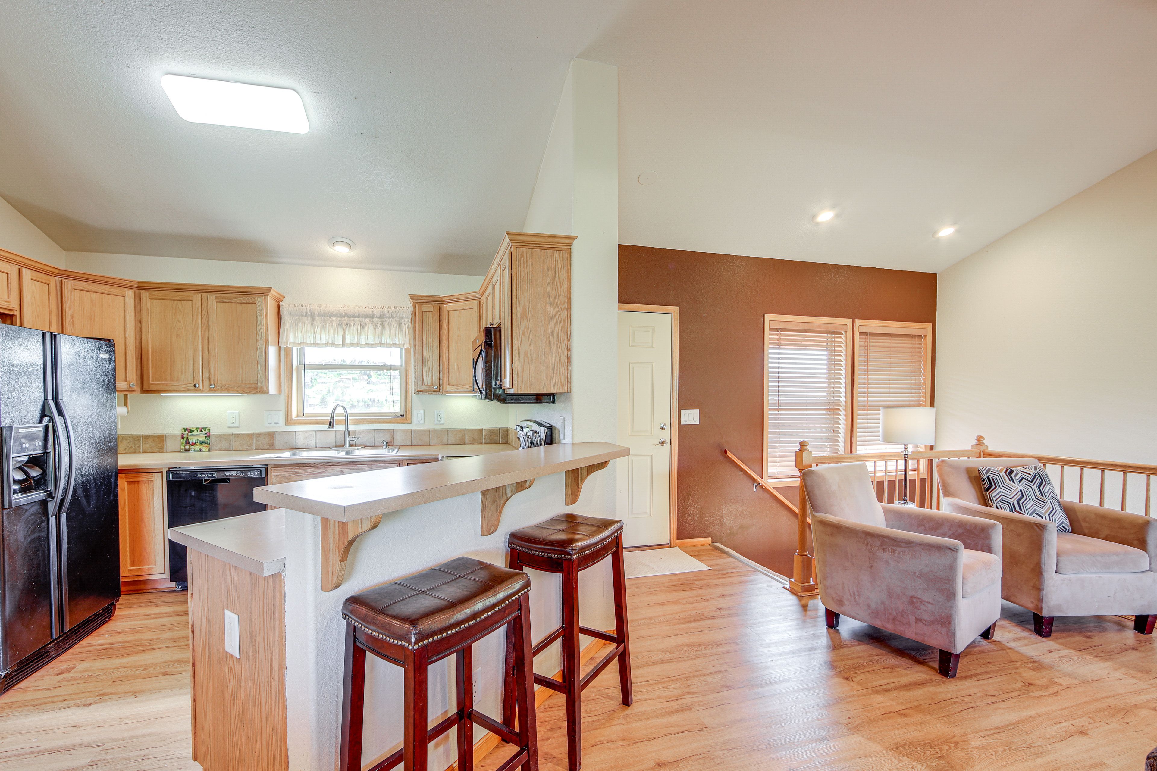 Kitchen | Keurig Coffee Maker | Dishwasher | Cooking Basics | 2nd Floor