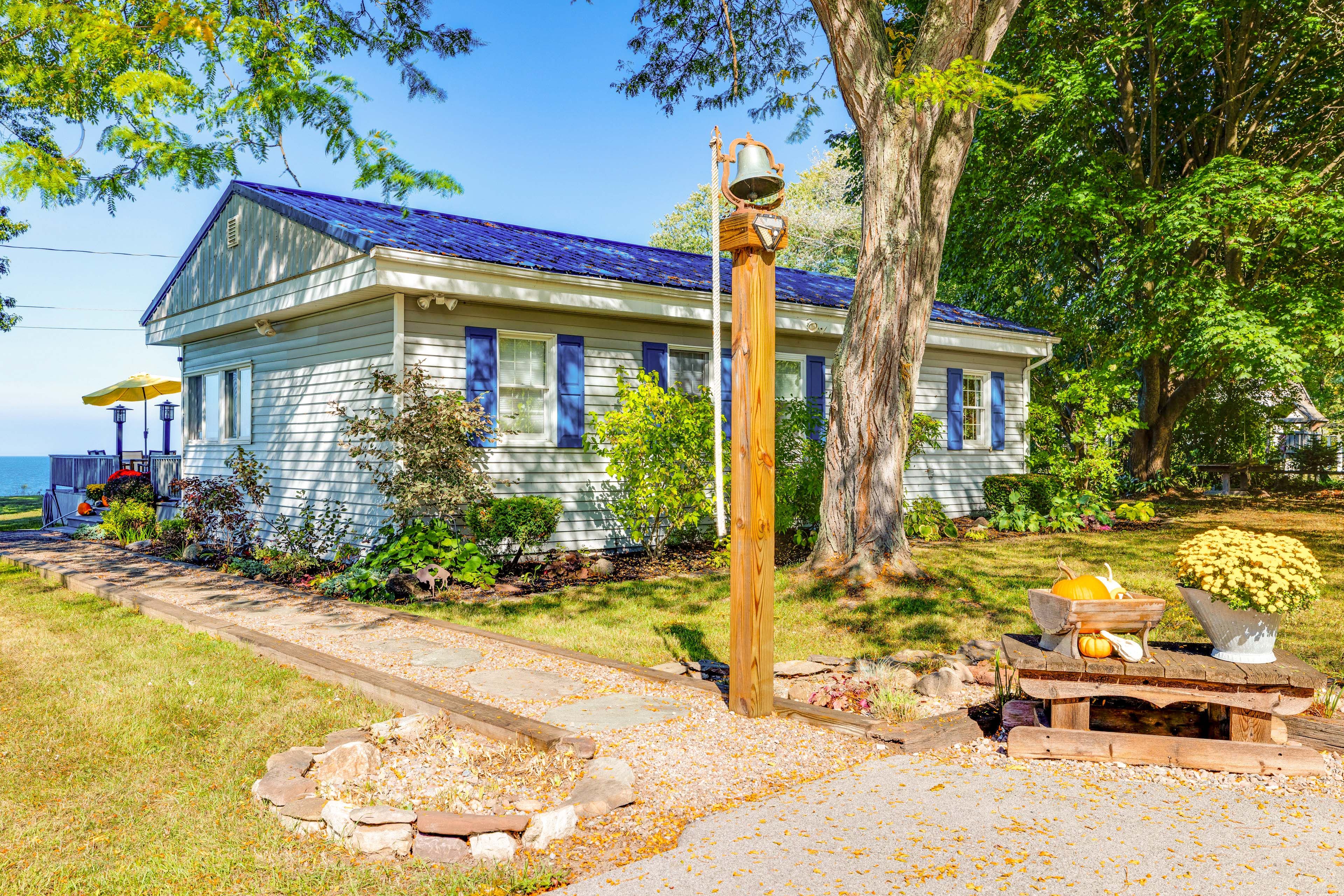 Parking | Driveway (4 Vehicles)
