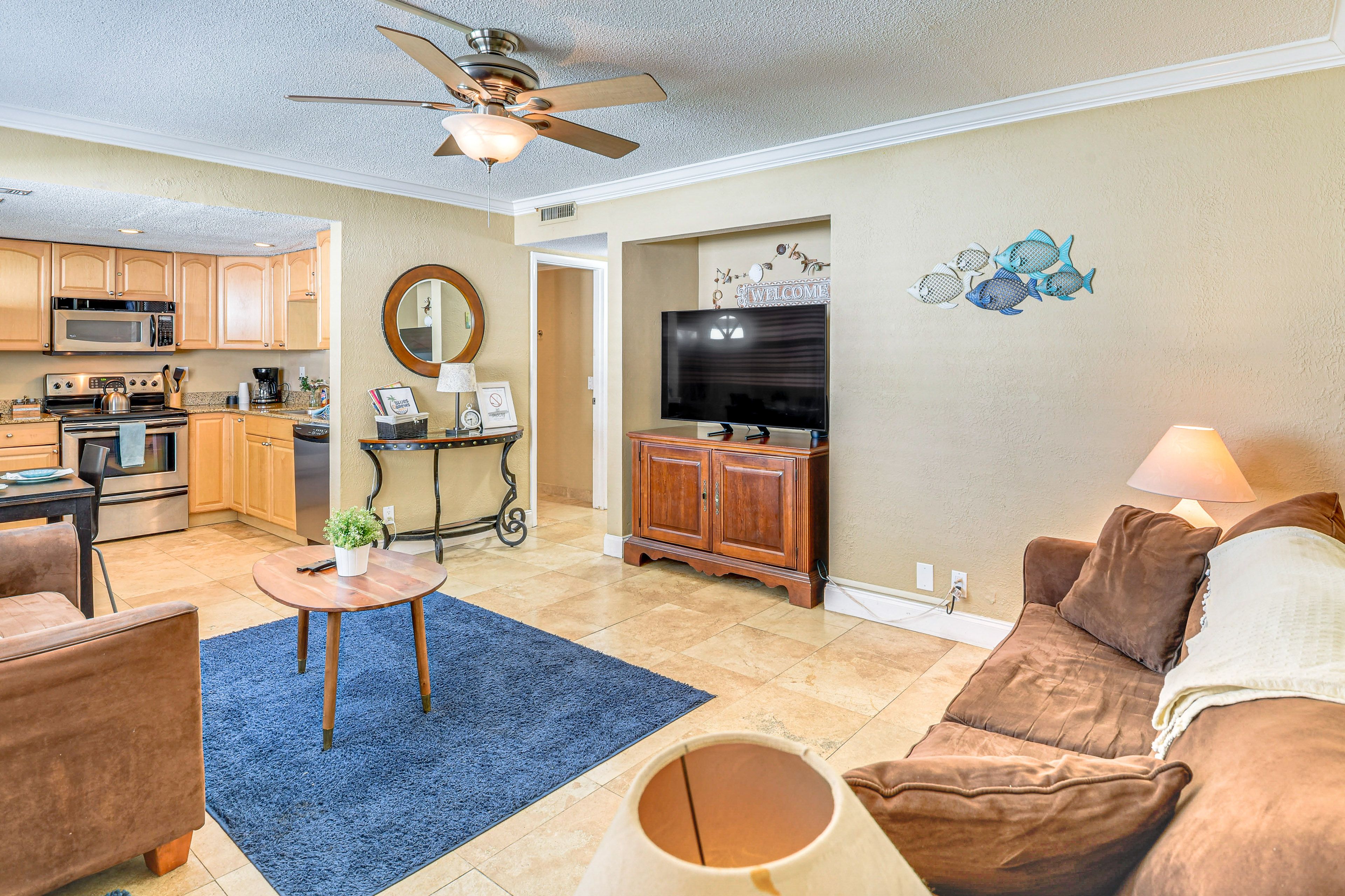 Daytona Beach Vacation Rental | 2BR | 1BA | 750 Sq Ft | 1 Step to Enter
