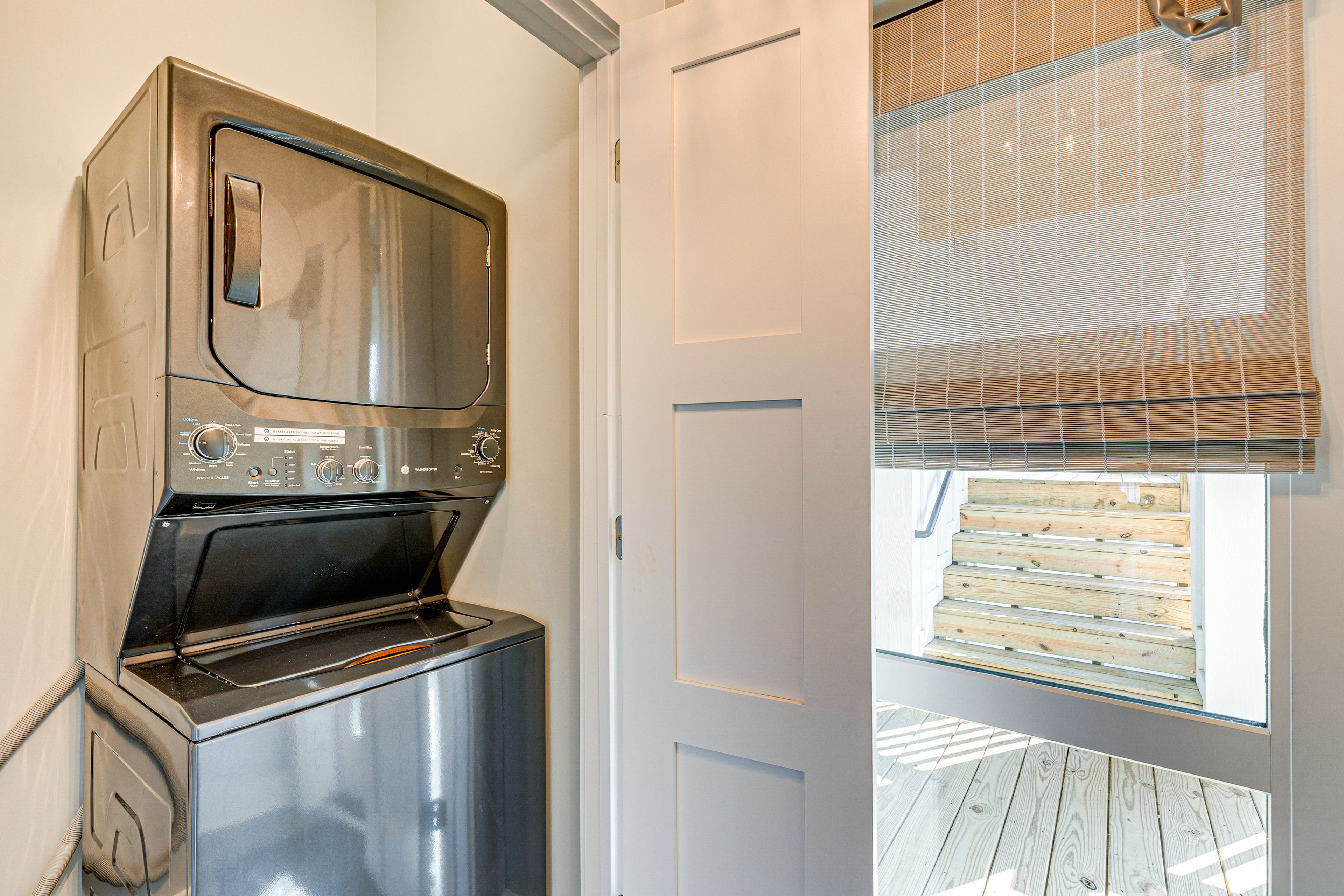 In-Unit Laundry | Washer & Dryer