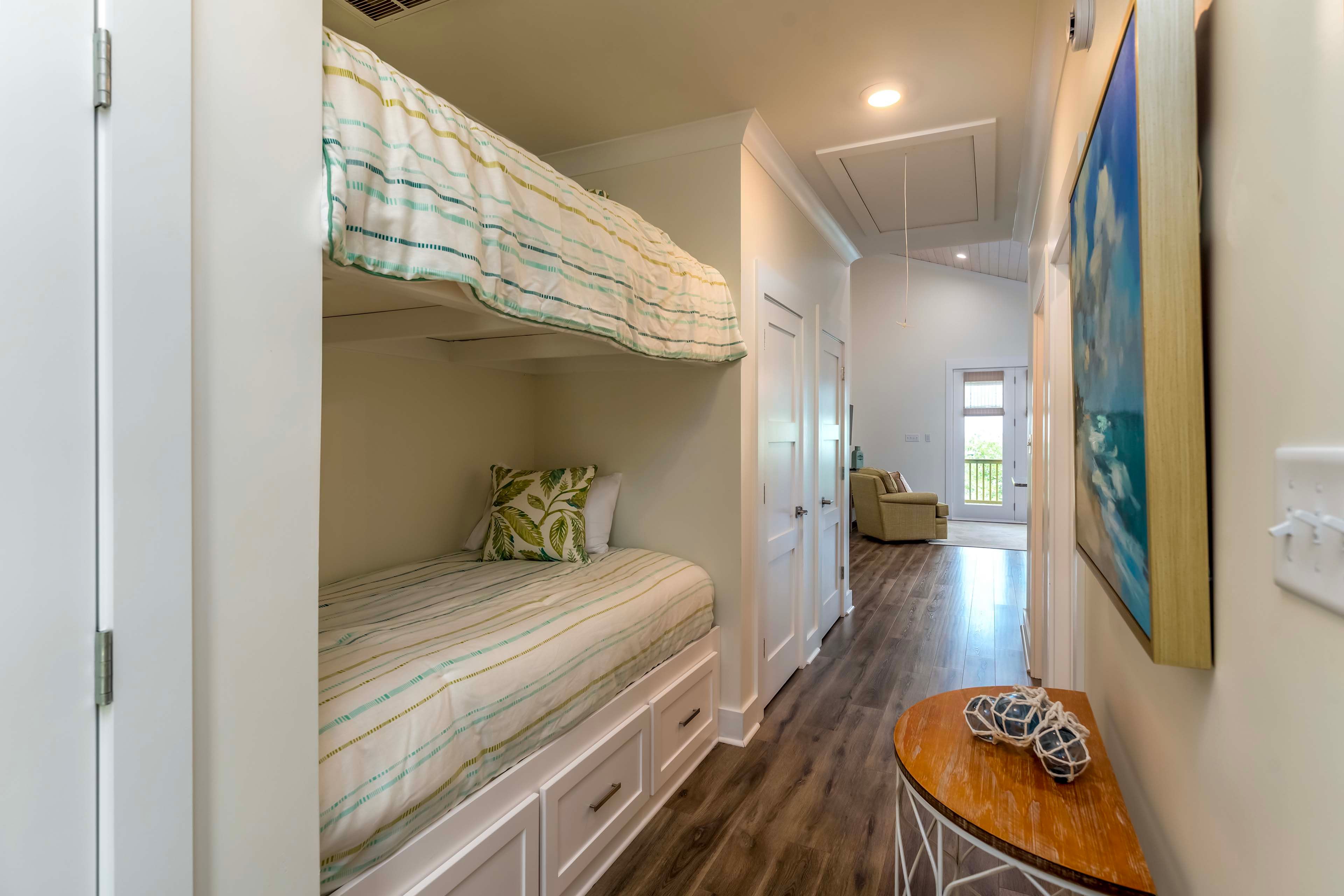 Sleeping Nook | Twin Bunk Bed