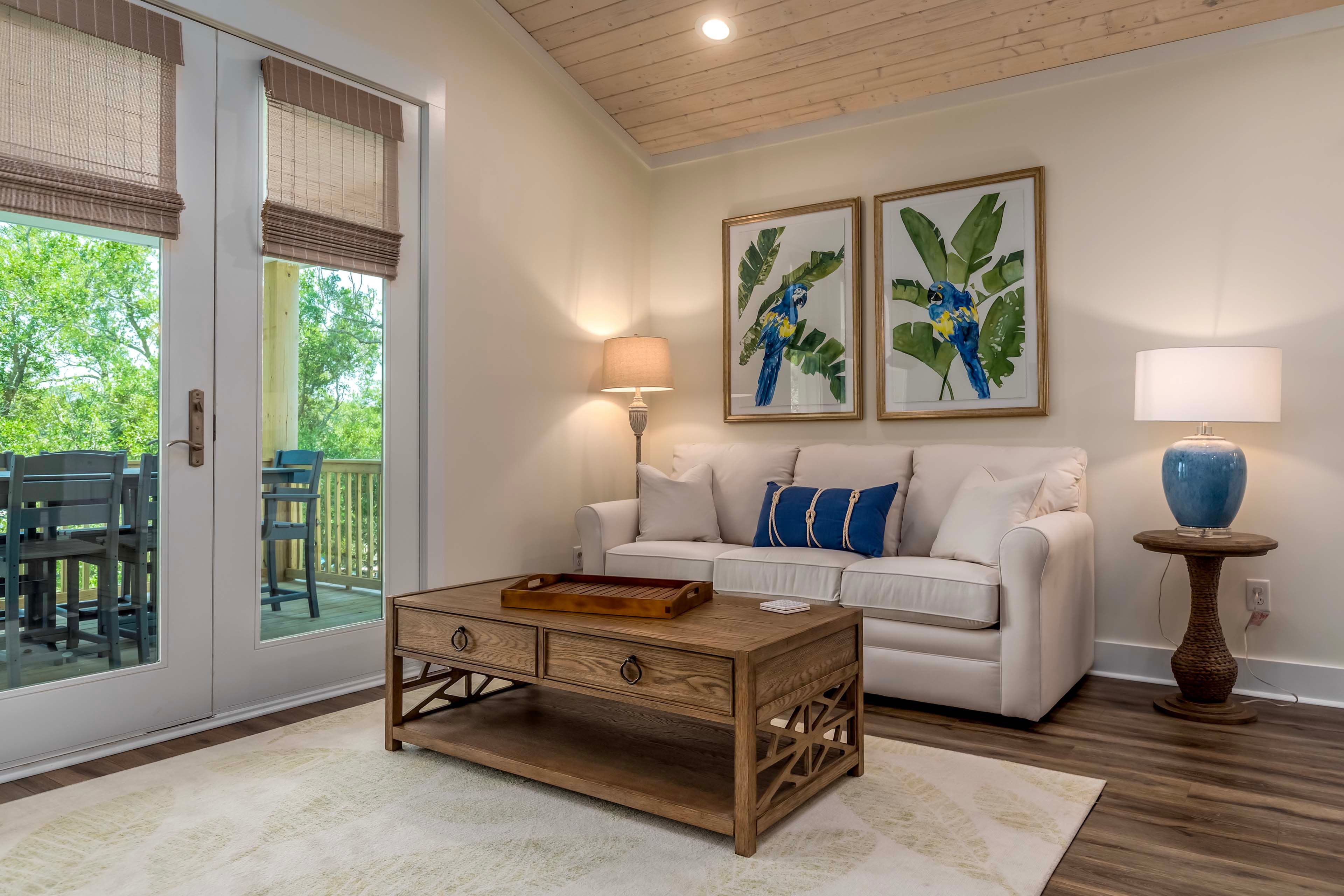 Living Room | Queen Sleeper Sofa | Smart TV | Water Views
