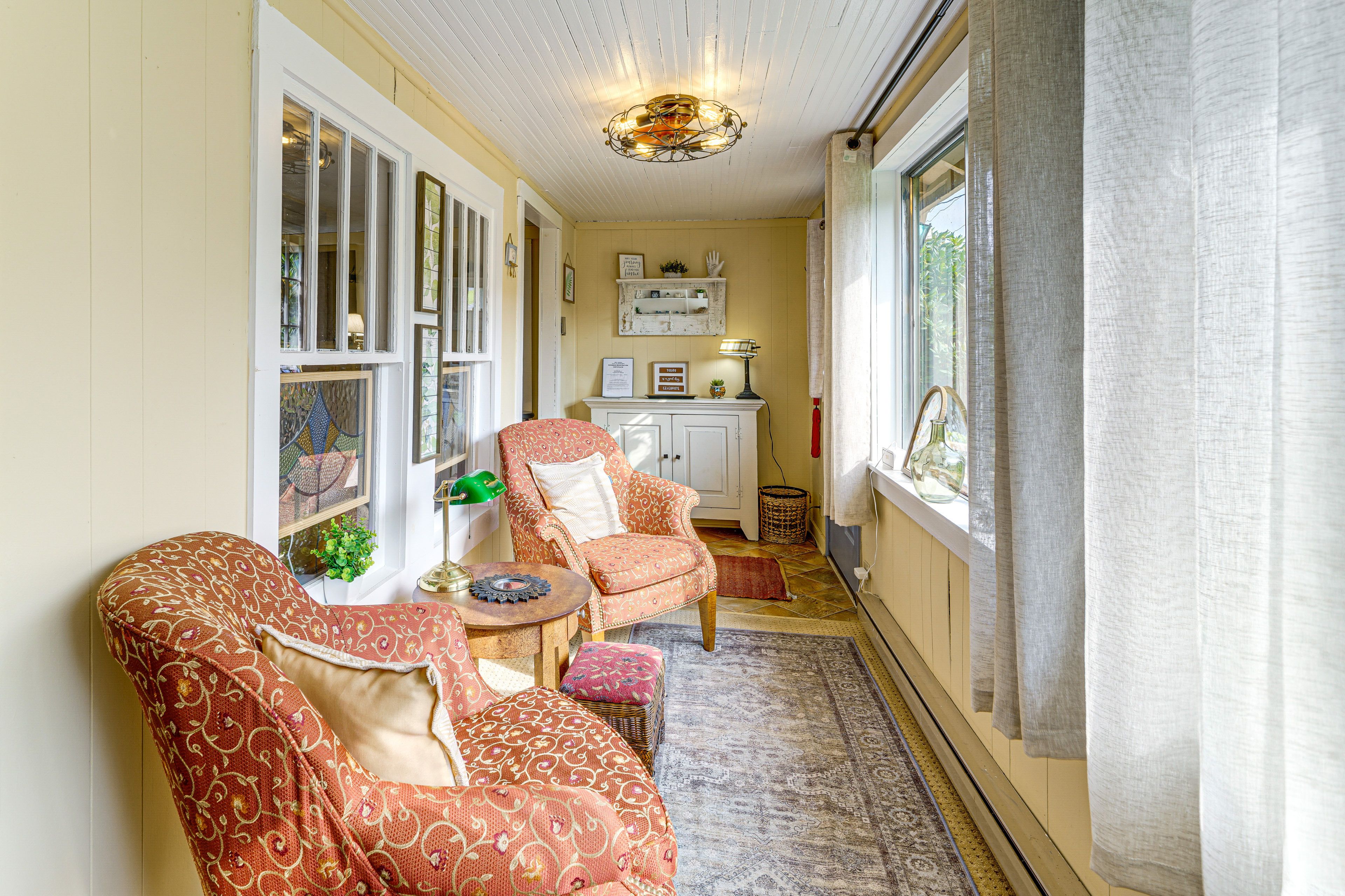 Lounge Area