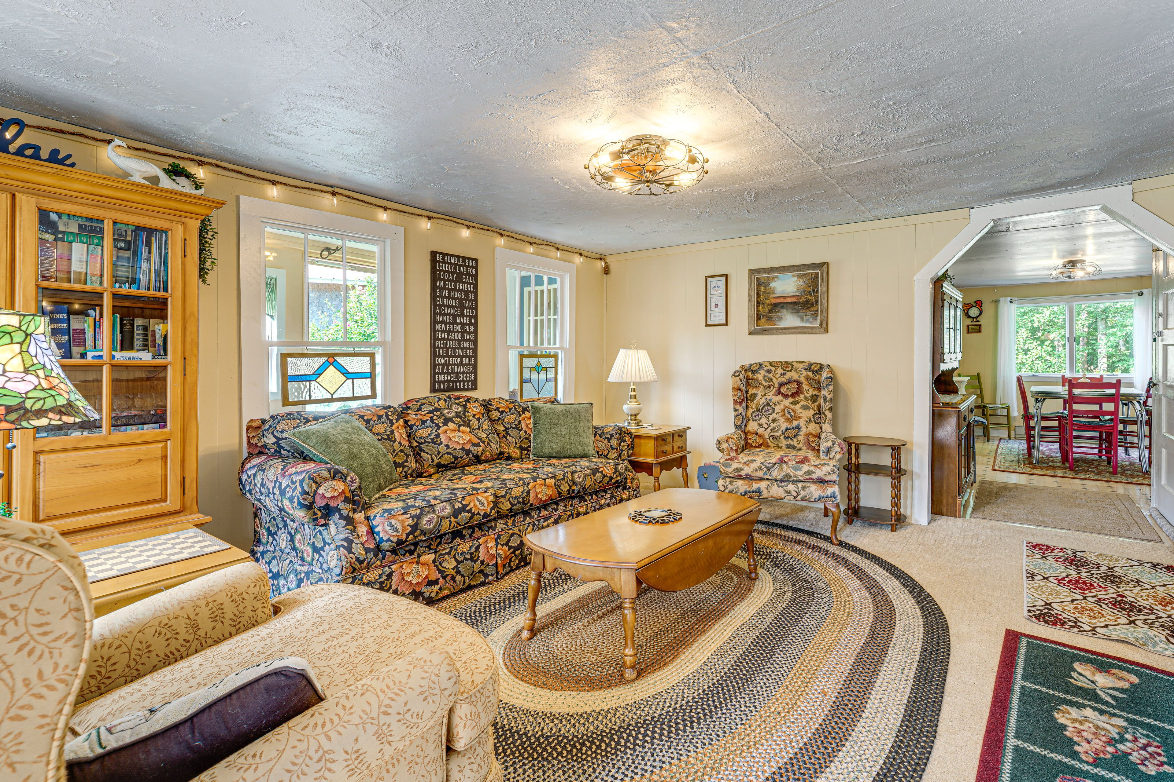 Fayetteville Vacation Rental | 2BR | 1BA | 1,300 Sq Ft | Stairs to Access