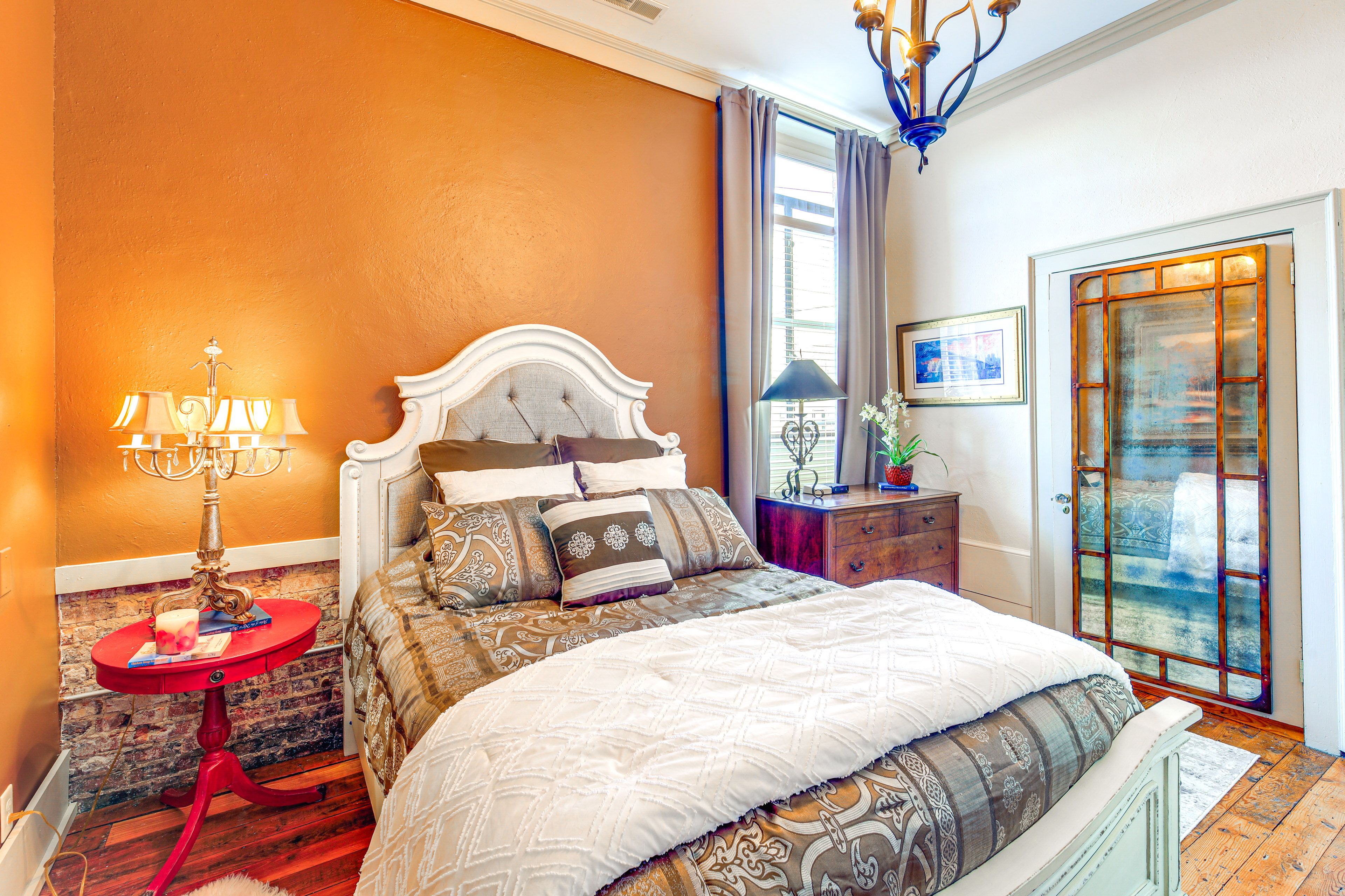 Bedroom 2 | Queen Bed