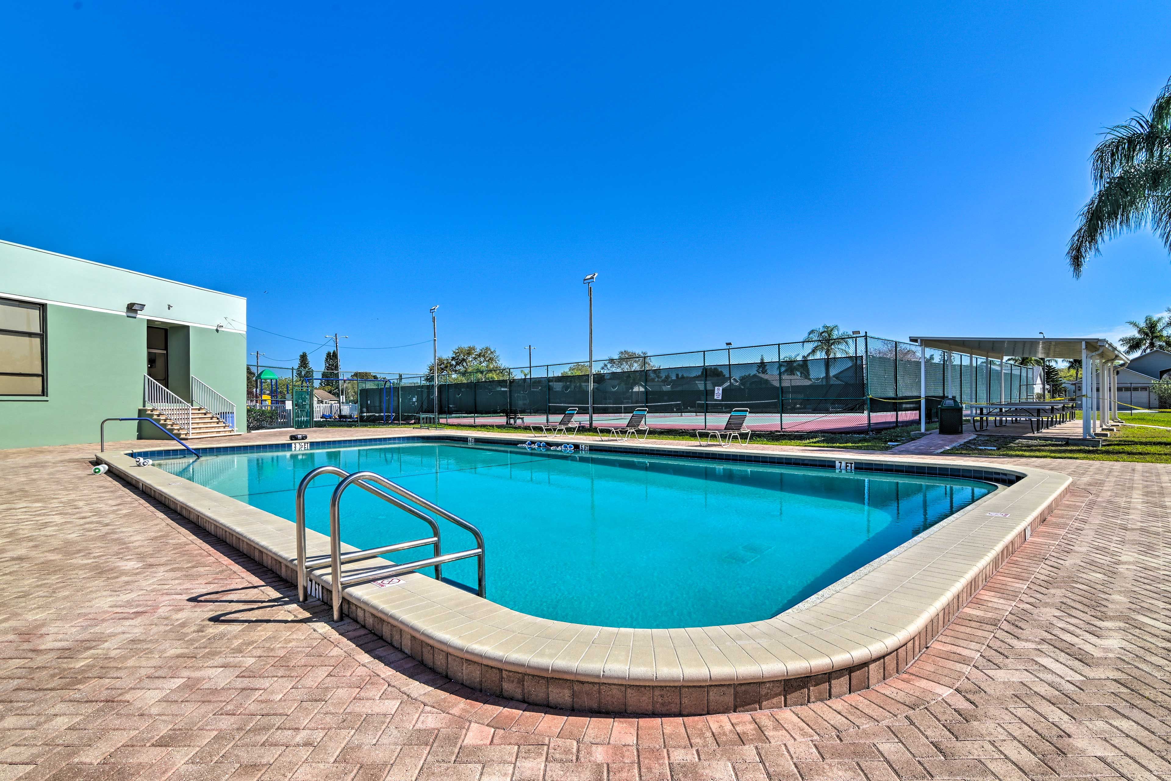 Lakeside South Community | Outdoor Heated Pool