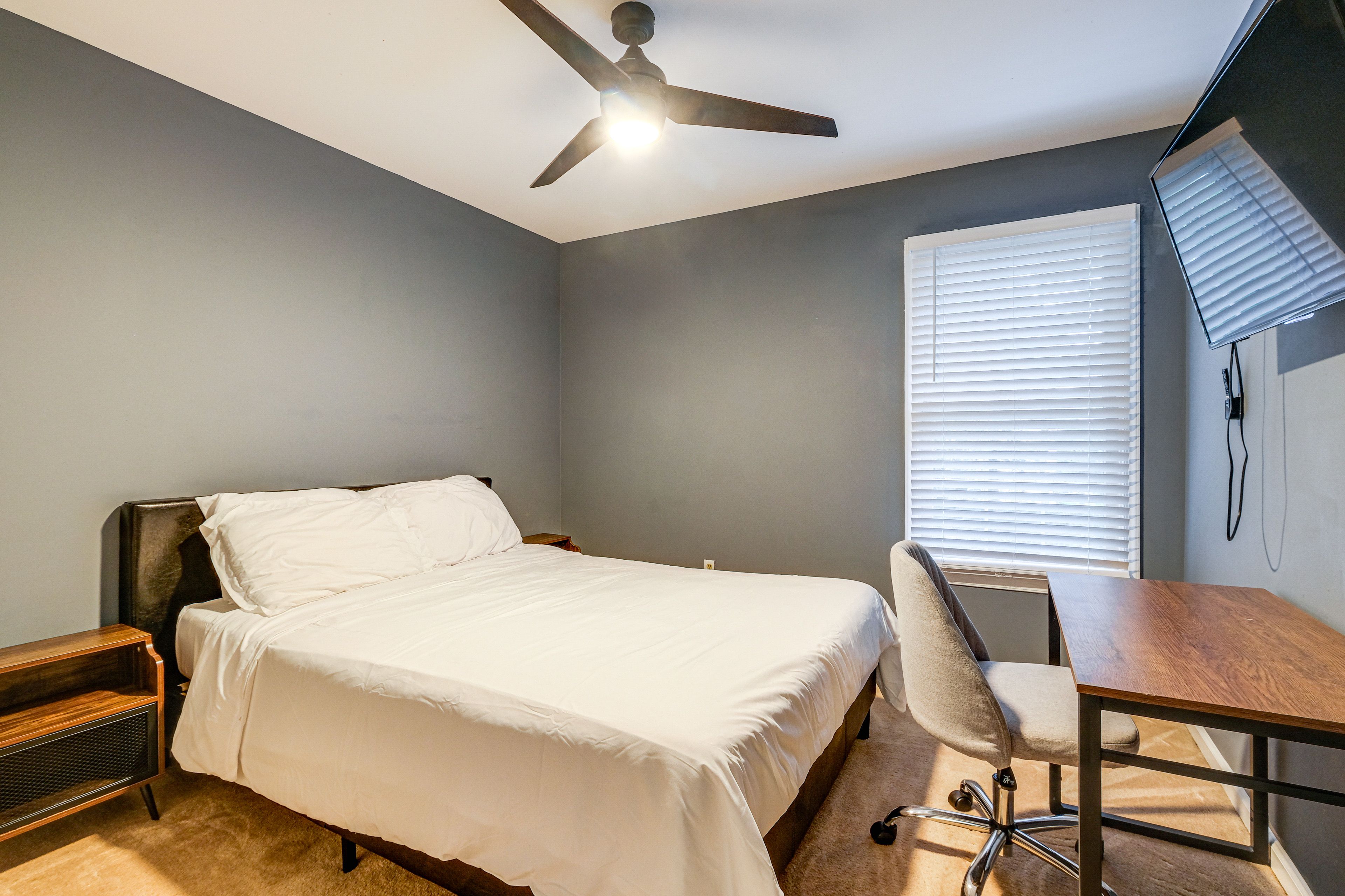 Bedroom 1 | Queen Bed | Linens Provided | 2nd Floor