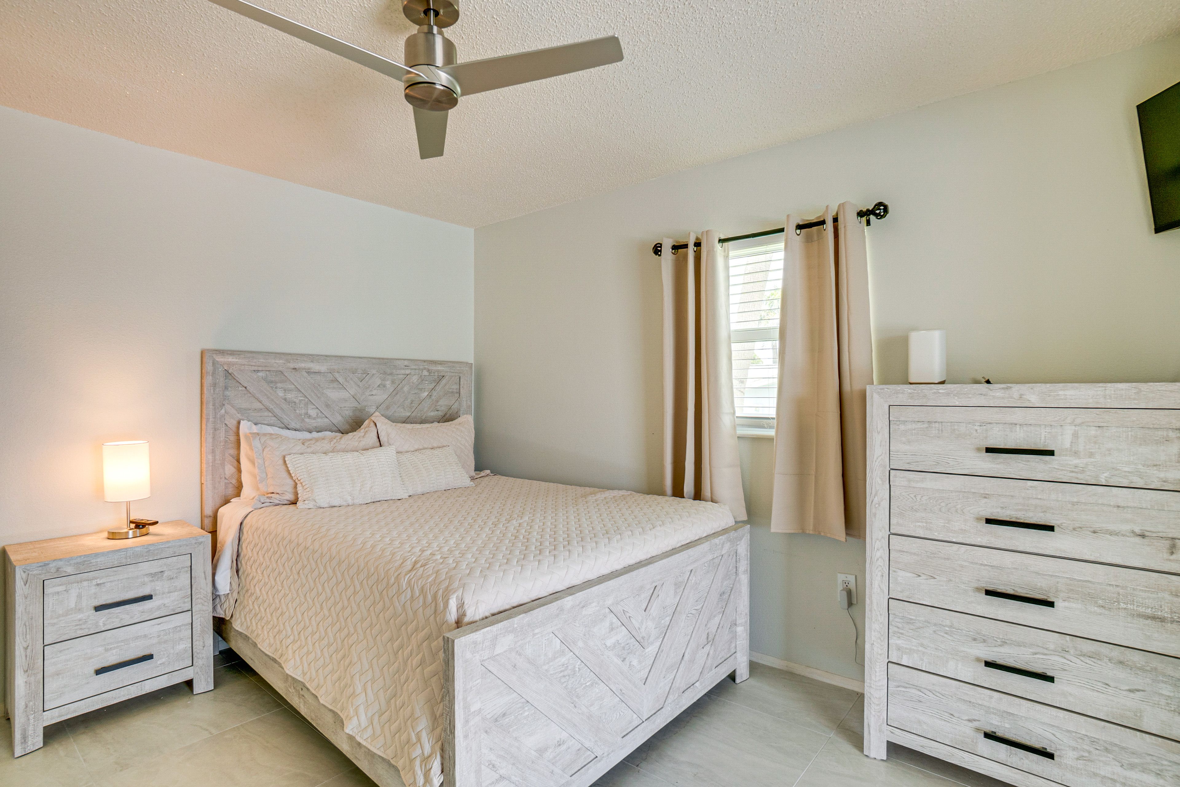 Bedroom 2 | Queen Bed | Smart TV | Patio Access
