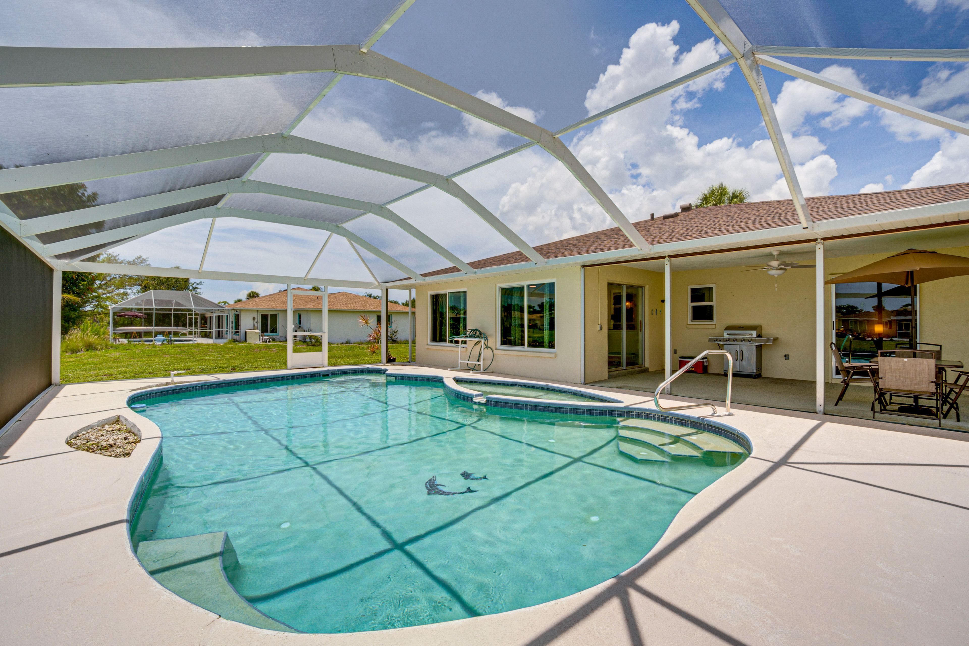 Screened Pool & Patio