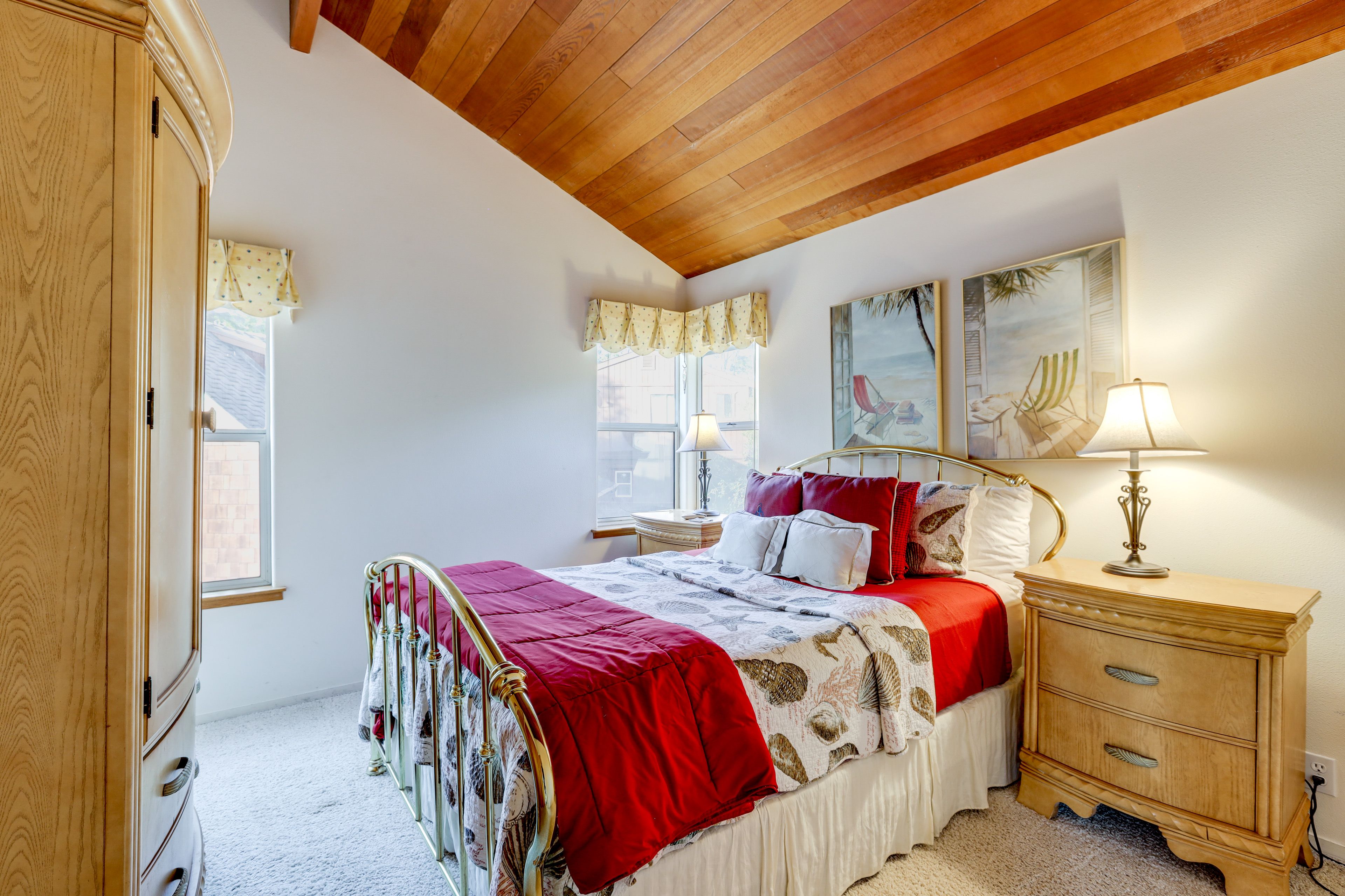 Bedroom 2 | Queen Bed | 2nd Floor