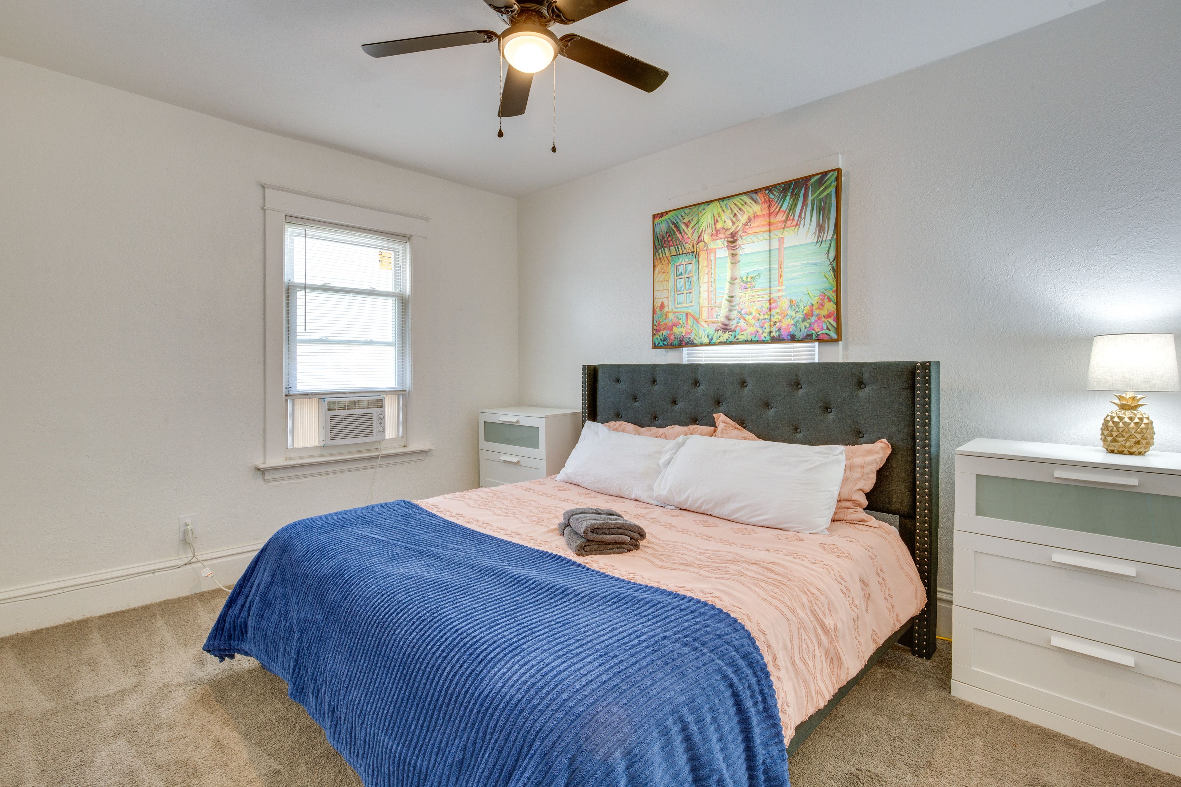 Bedroom 1 | King Bed