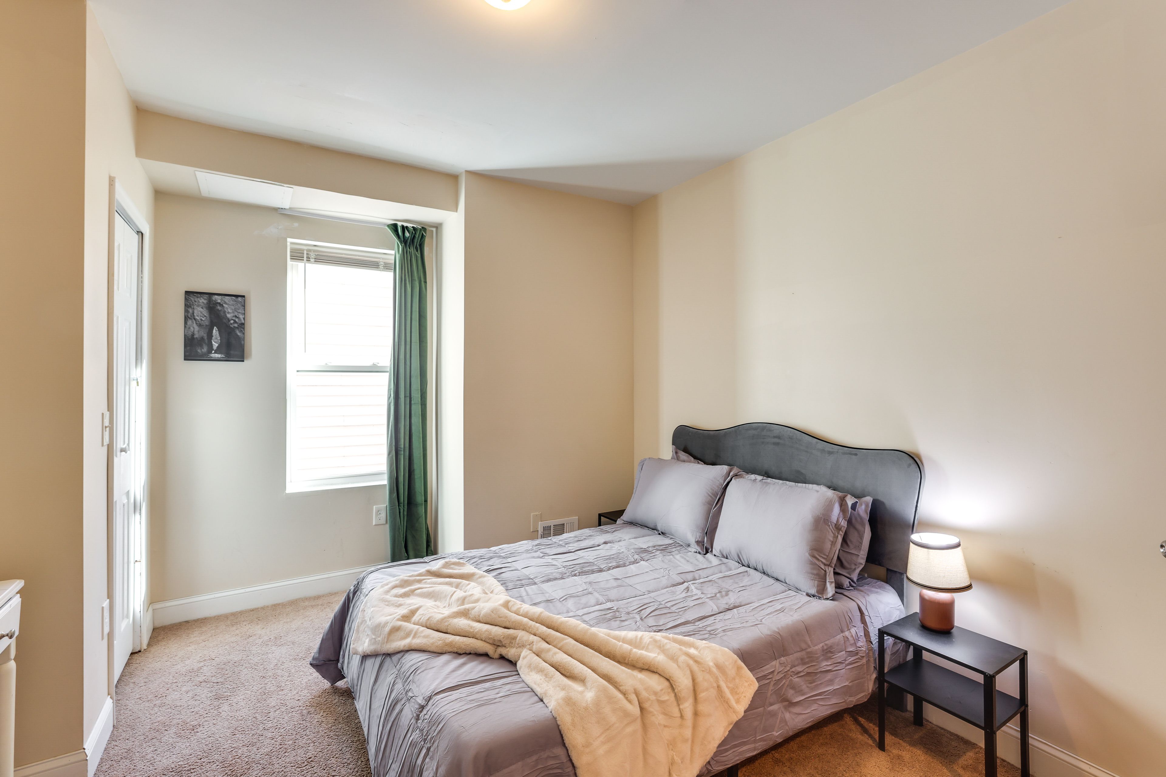 Bedroom 2 | 1 Full Bed | Linens Provided | 2nd Floor