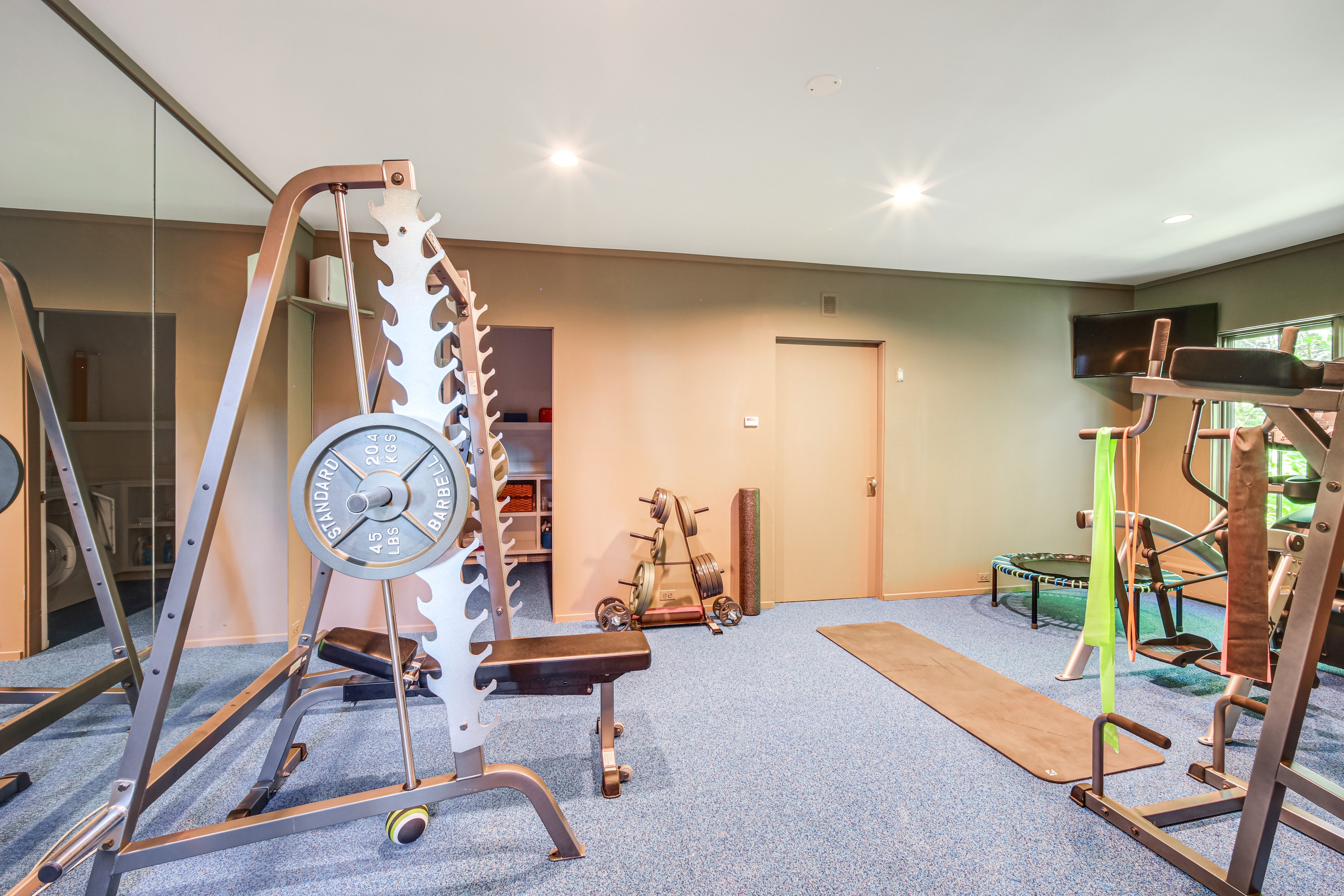 Home Gym | Smart TV | Elliptical Machine | Leg Lift Machine | Lower Level