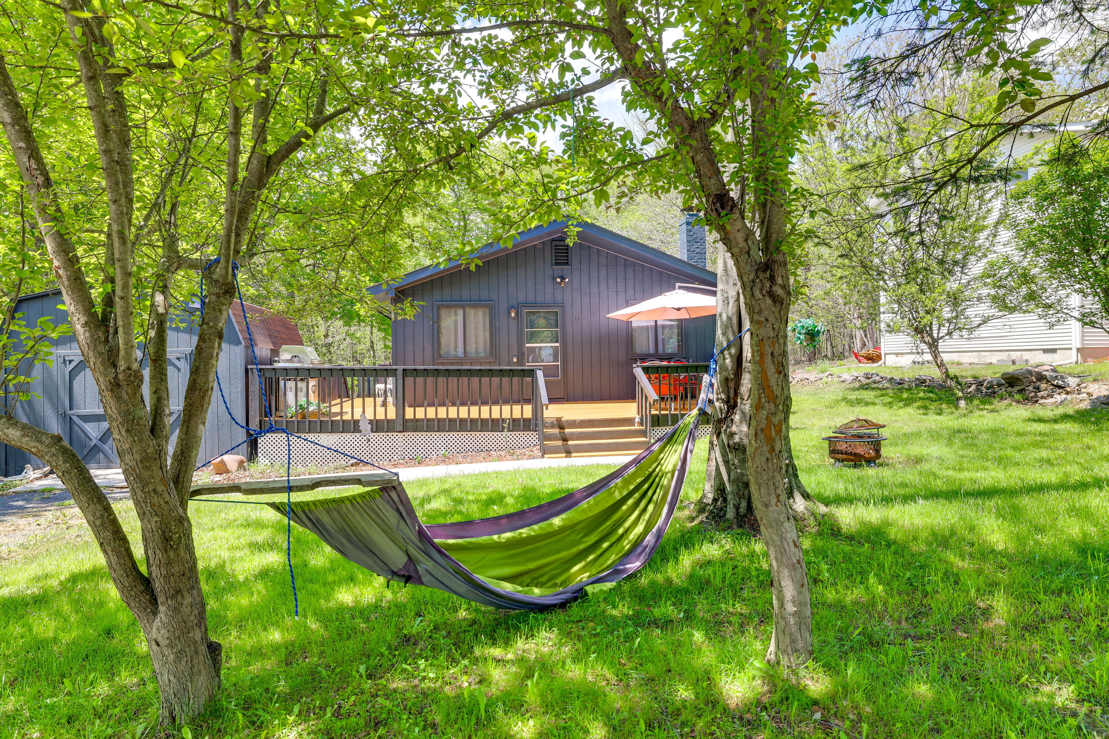 Tobyhanna Vacation Rental | 3BR | 1BA | Steps Required | 960 Sq Ft