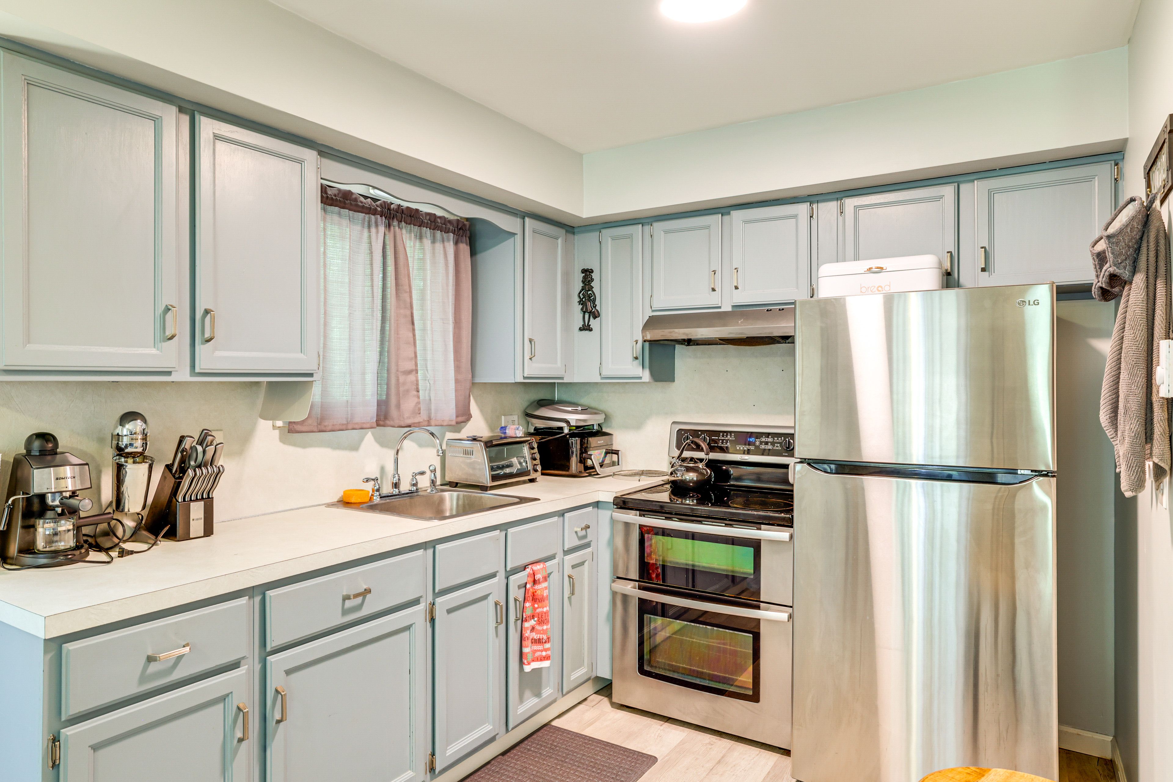 Kitchen | Espresso Maker | Drink Mixer | Toaster Oven | Air Fryer