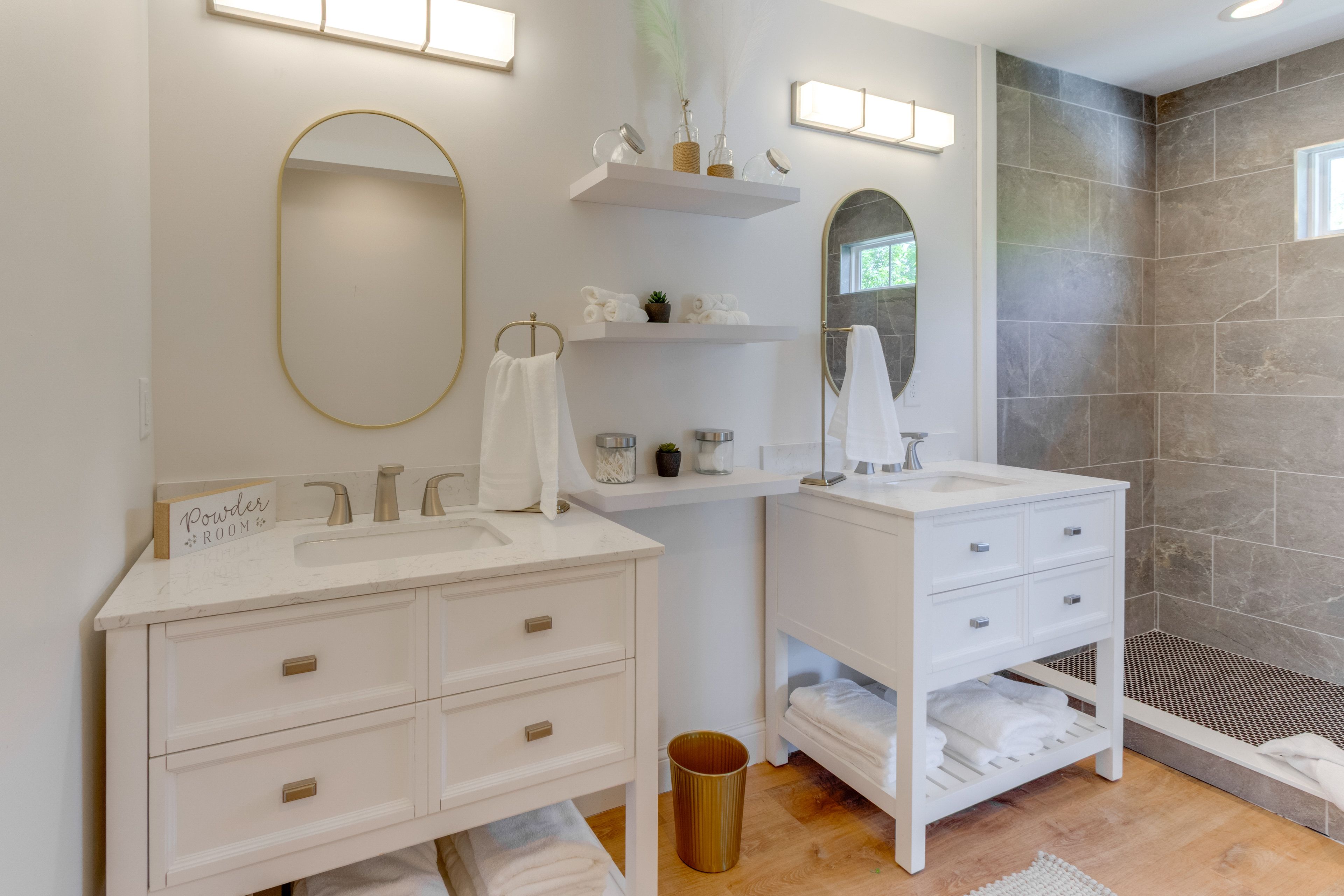 En-Suite Bathroom | 2nd Floor