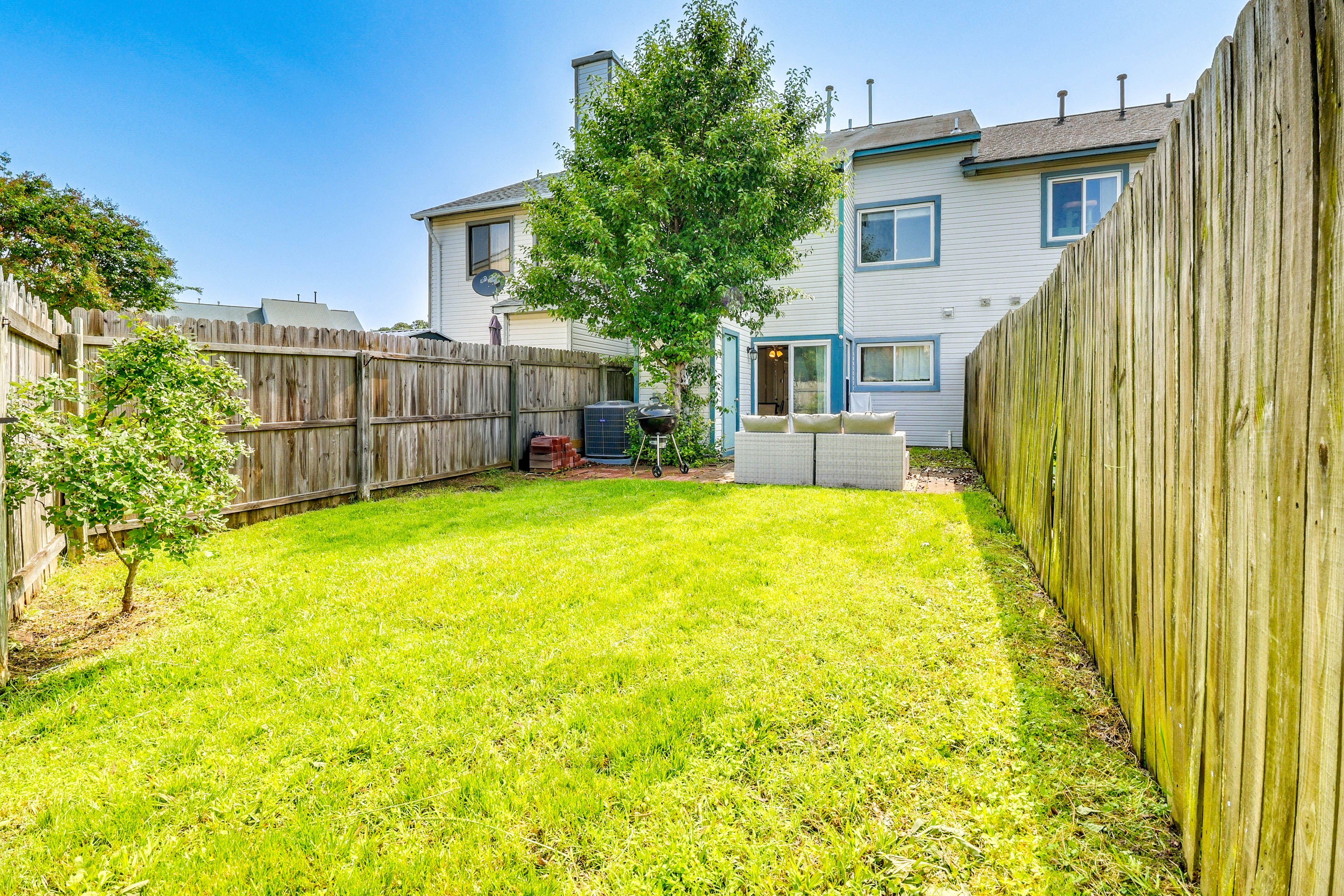 Fenced Yard