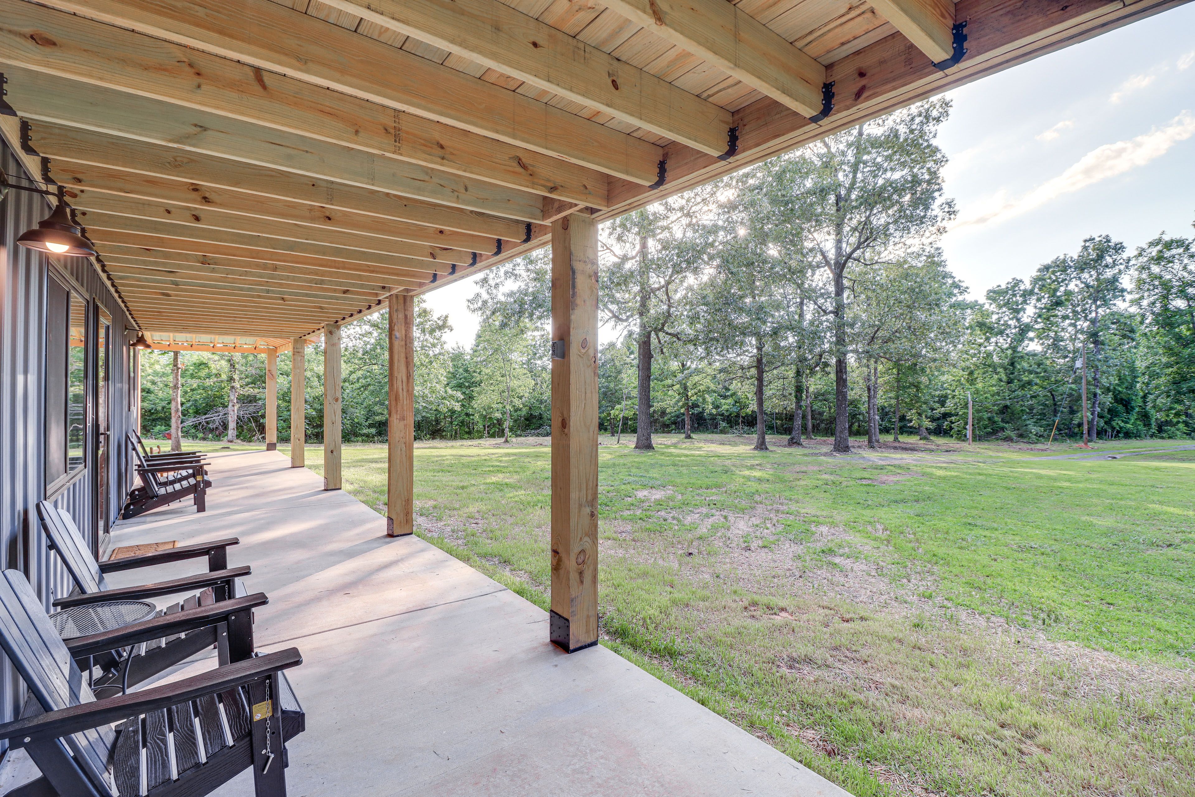 Wraparound Porch | Charcoal Grill (Charcoal Not Provided)