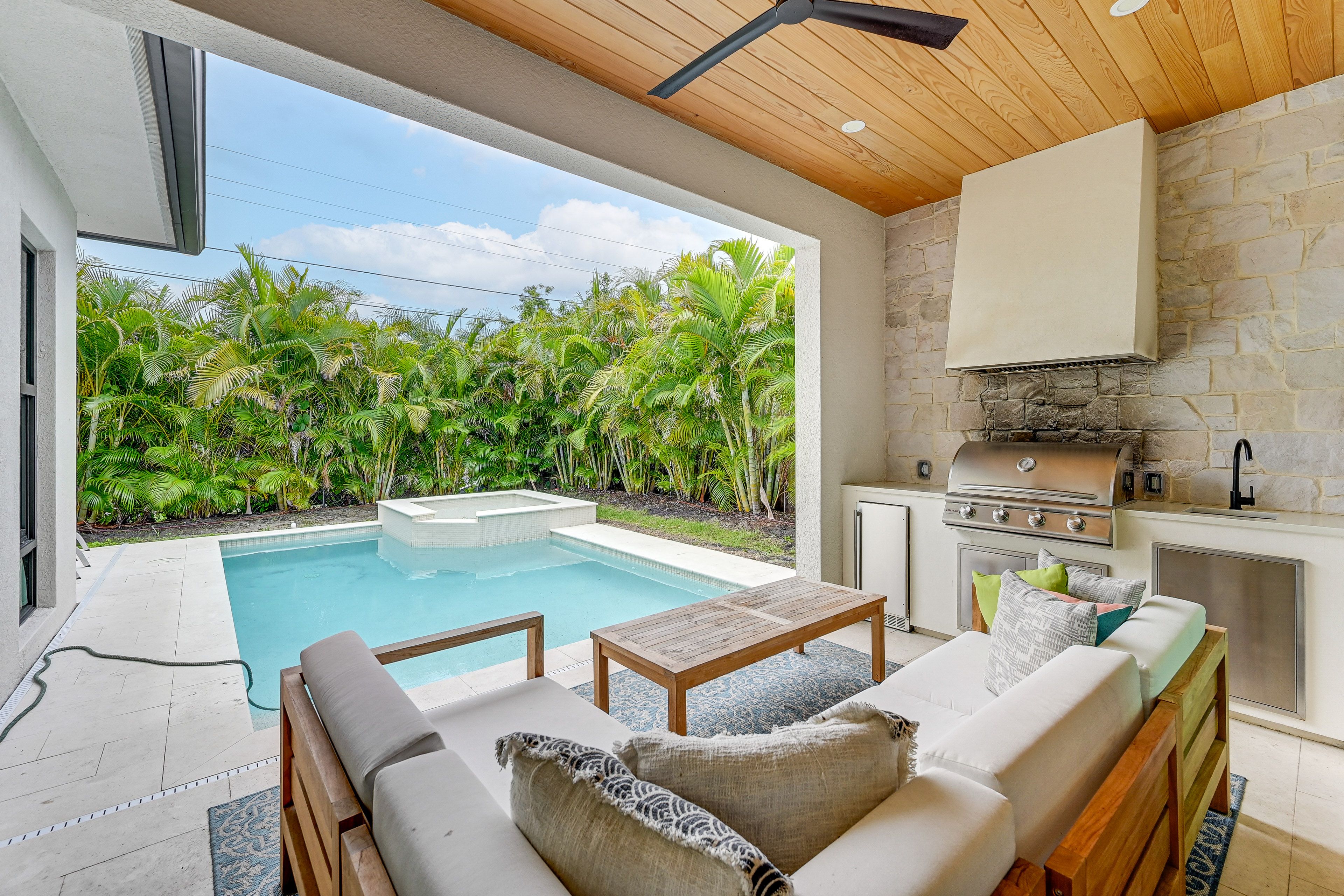 Naples Vacation Rental | 4BR | 4.5BA | 1,875 Sq Ft | 1 Step to Enter