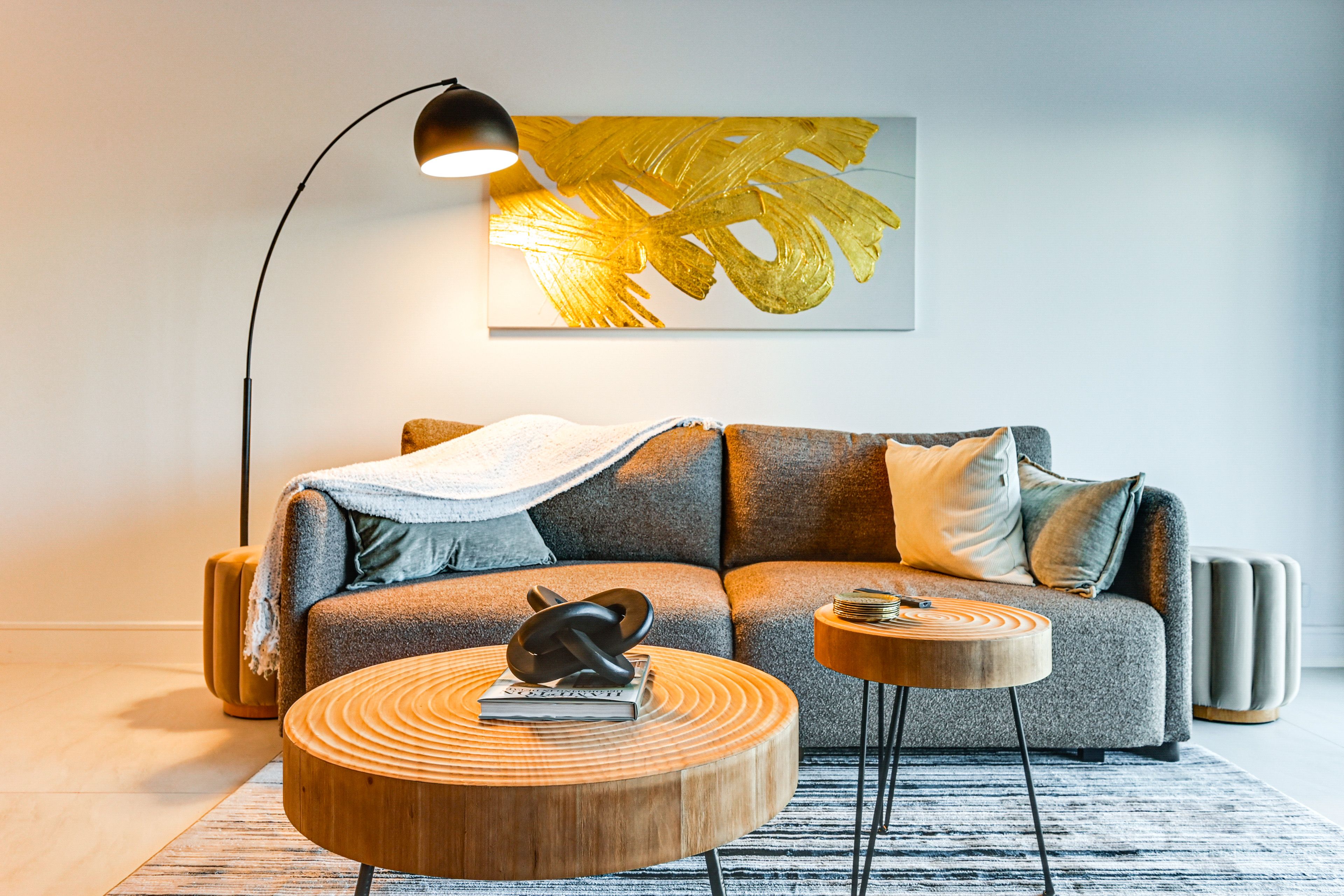 Living Room | Sleeper Sofa | Smart TV | Free WiFi | Balcony Access