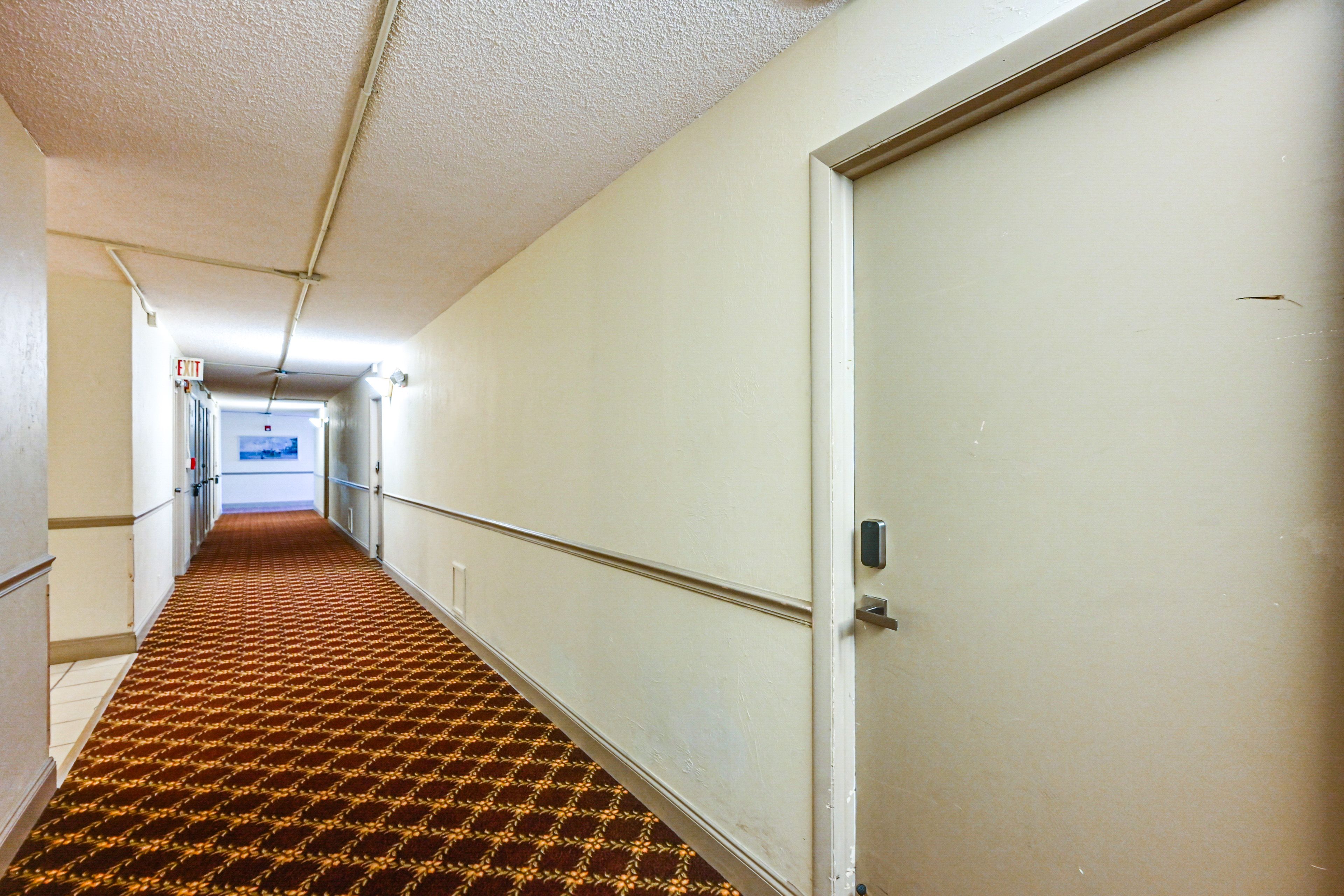 Unit Entrance | Elevator Access