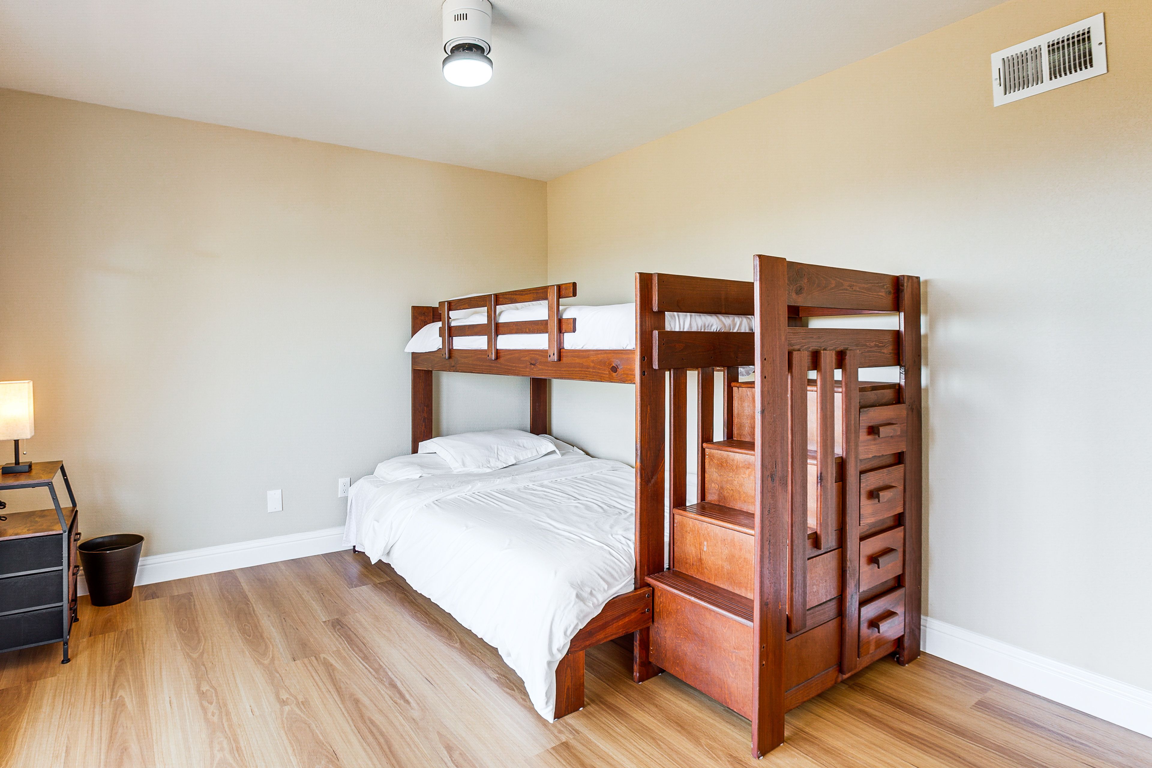 Bedroom 4 | Upper Level | Twin/Full Bunk Bed | Linens Provided