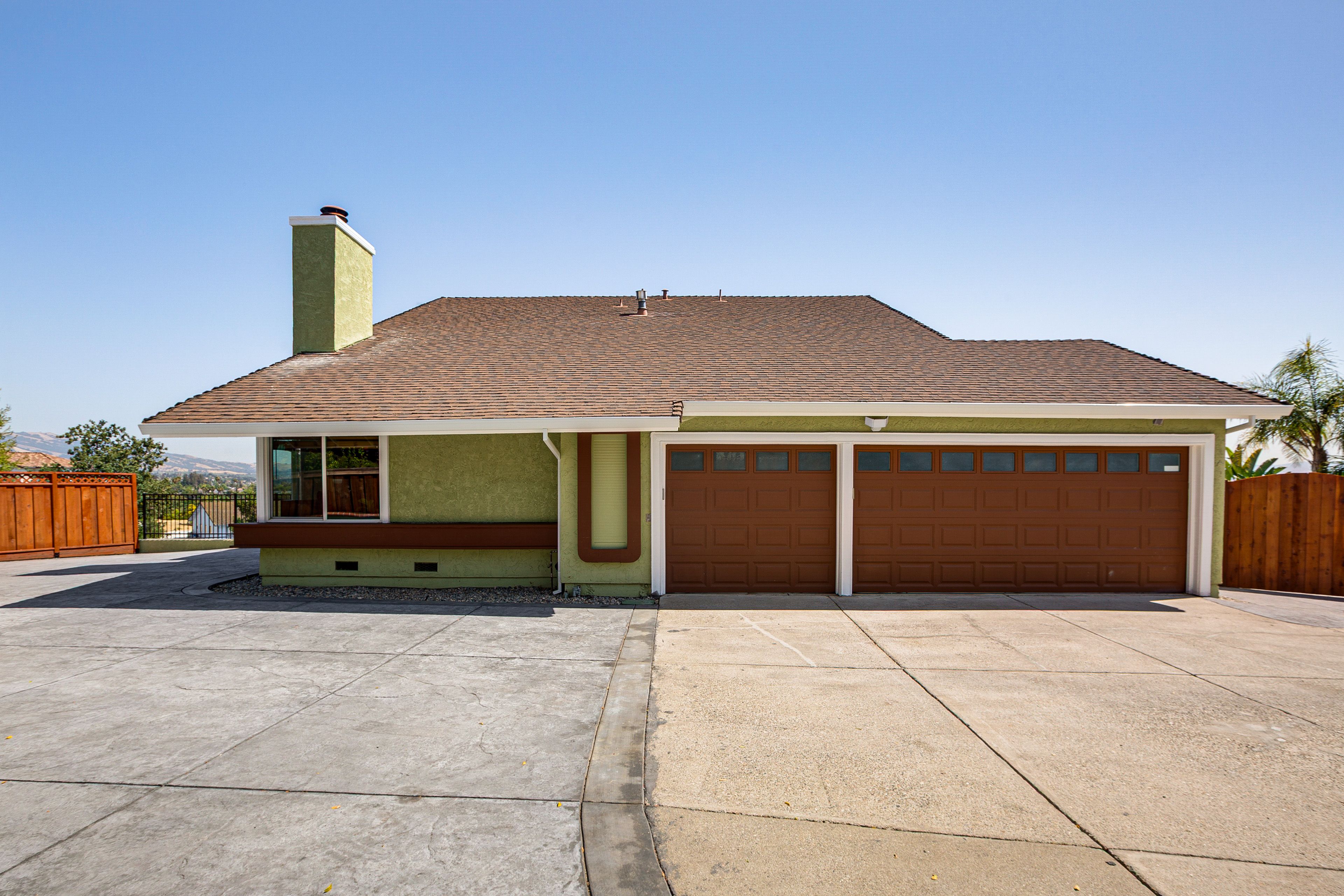 San Jose Vacation Rental | 4BR | 3BA | 2 Steps to Enter | 2,080 Sq Ft