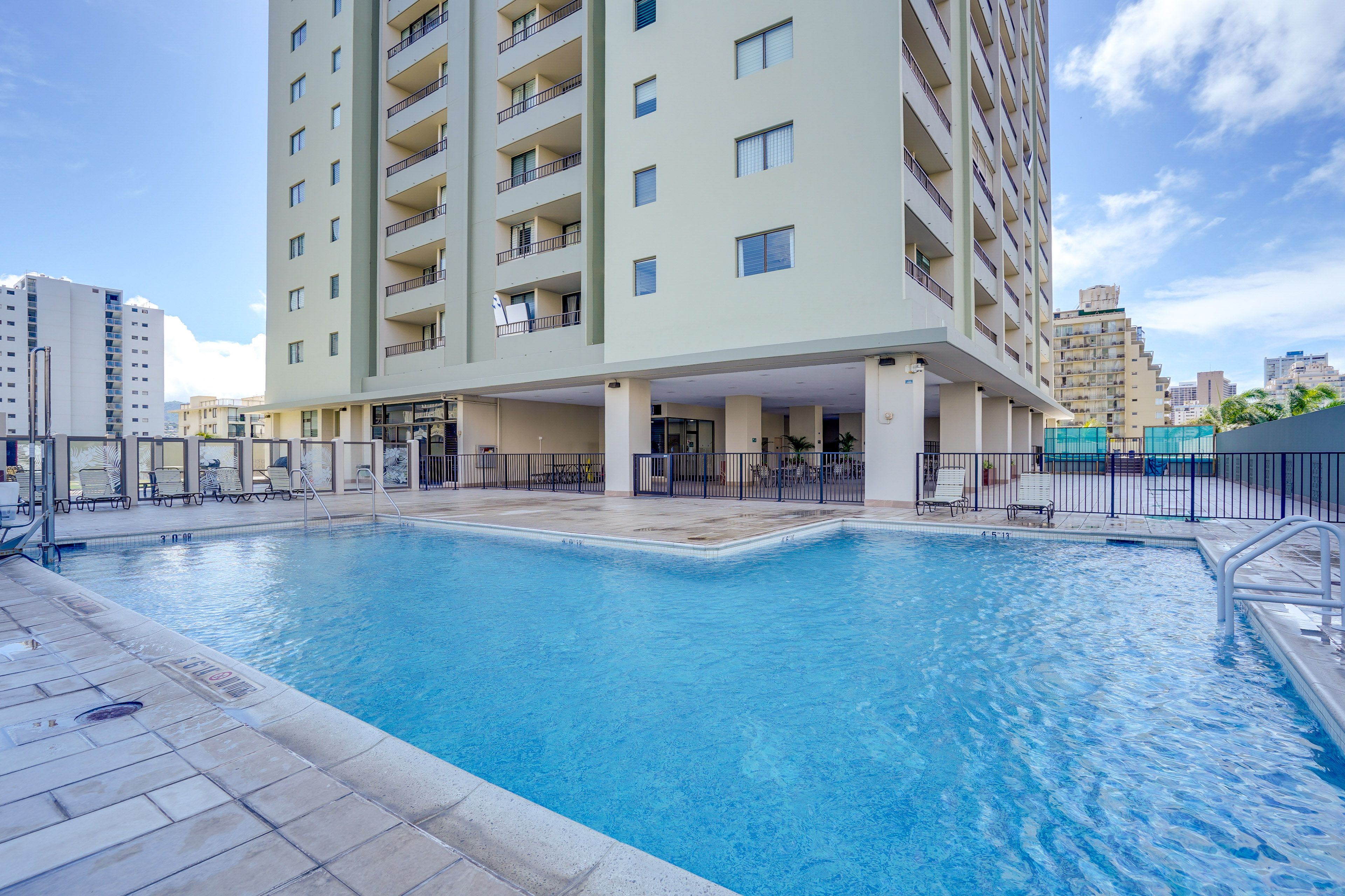Lifetime in Hawaii at the Royal Kuhio | Community Amenities